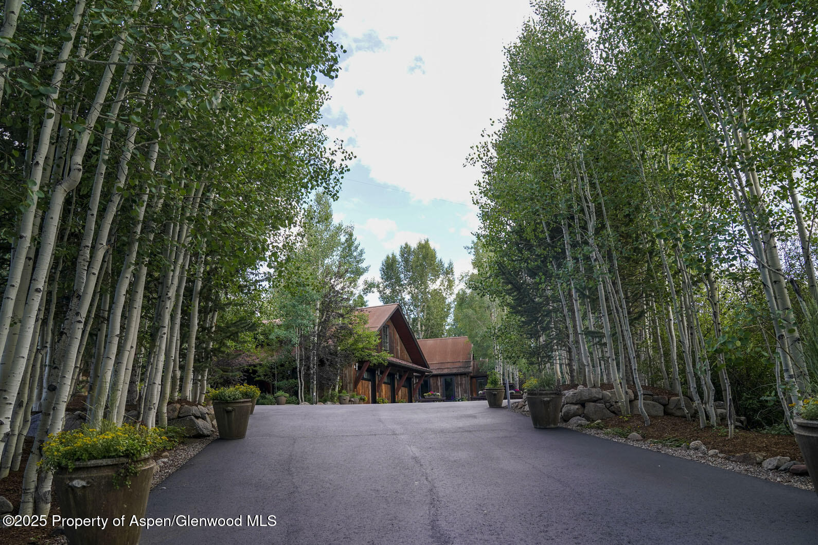 1038 Owl Creek Road — photo