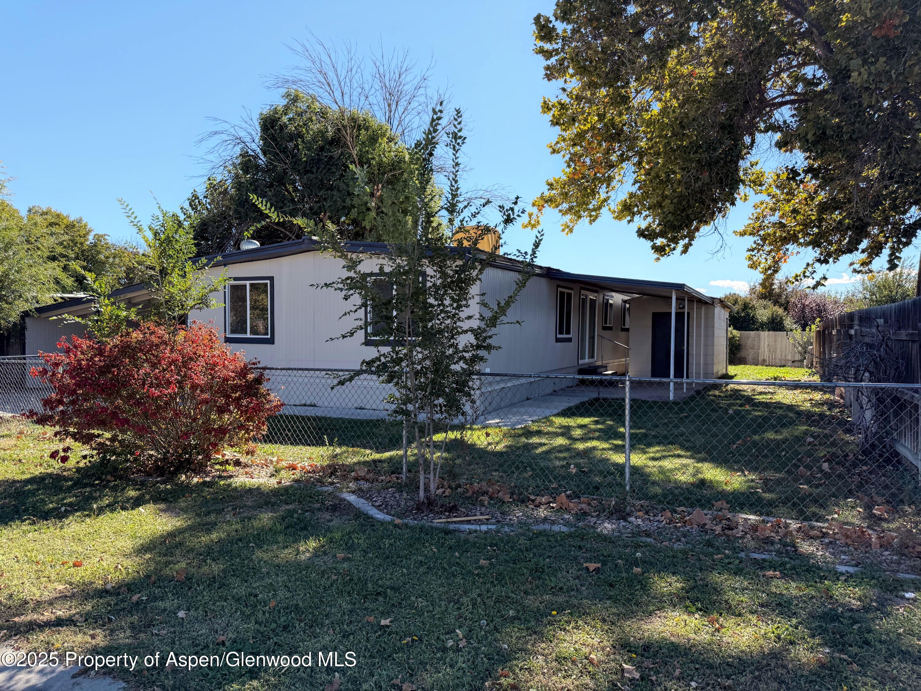 2955 Cedar Place — photo
