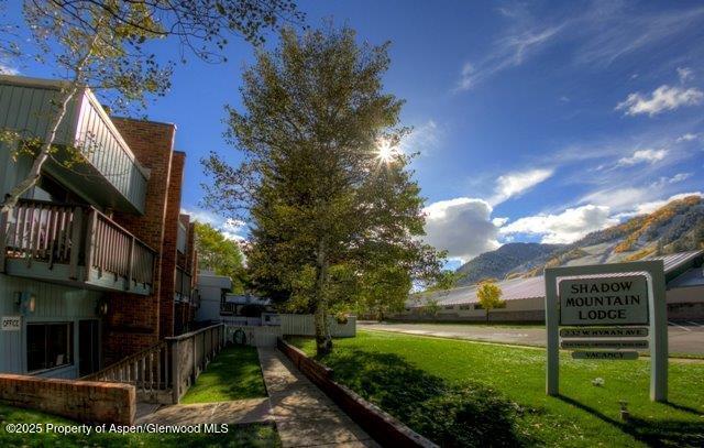232 W Hyman Avenue #11 (Wks. 4,8,39) — photo