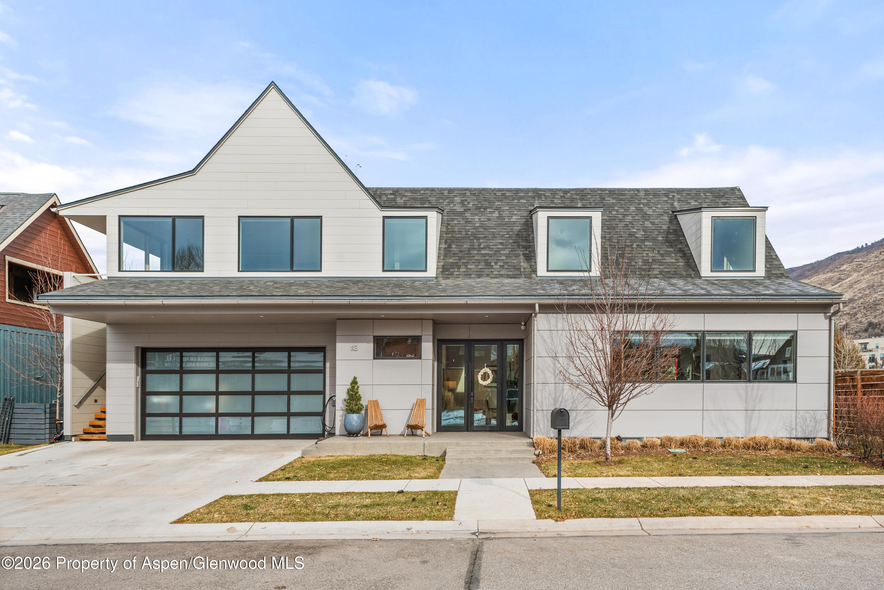 113 Valley Court — photo