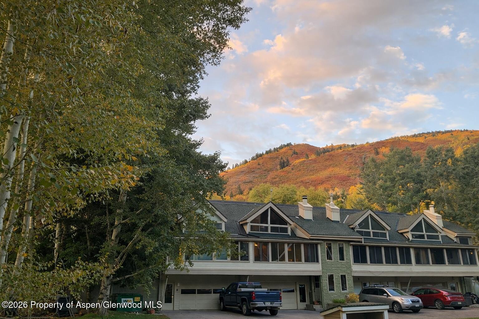 409 Park Circle 2 — photo