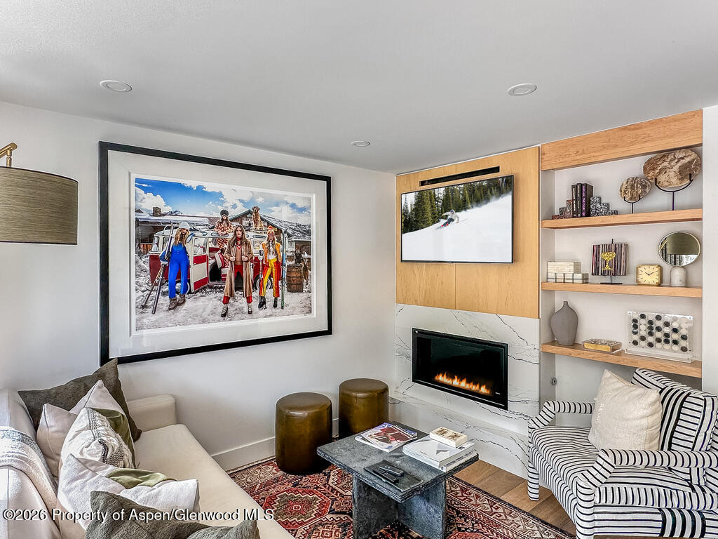 803 E Durant Avenue 8 — photo