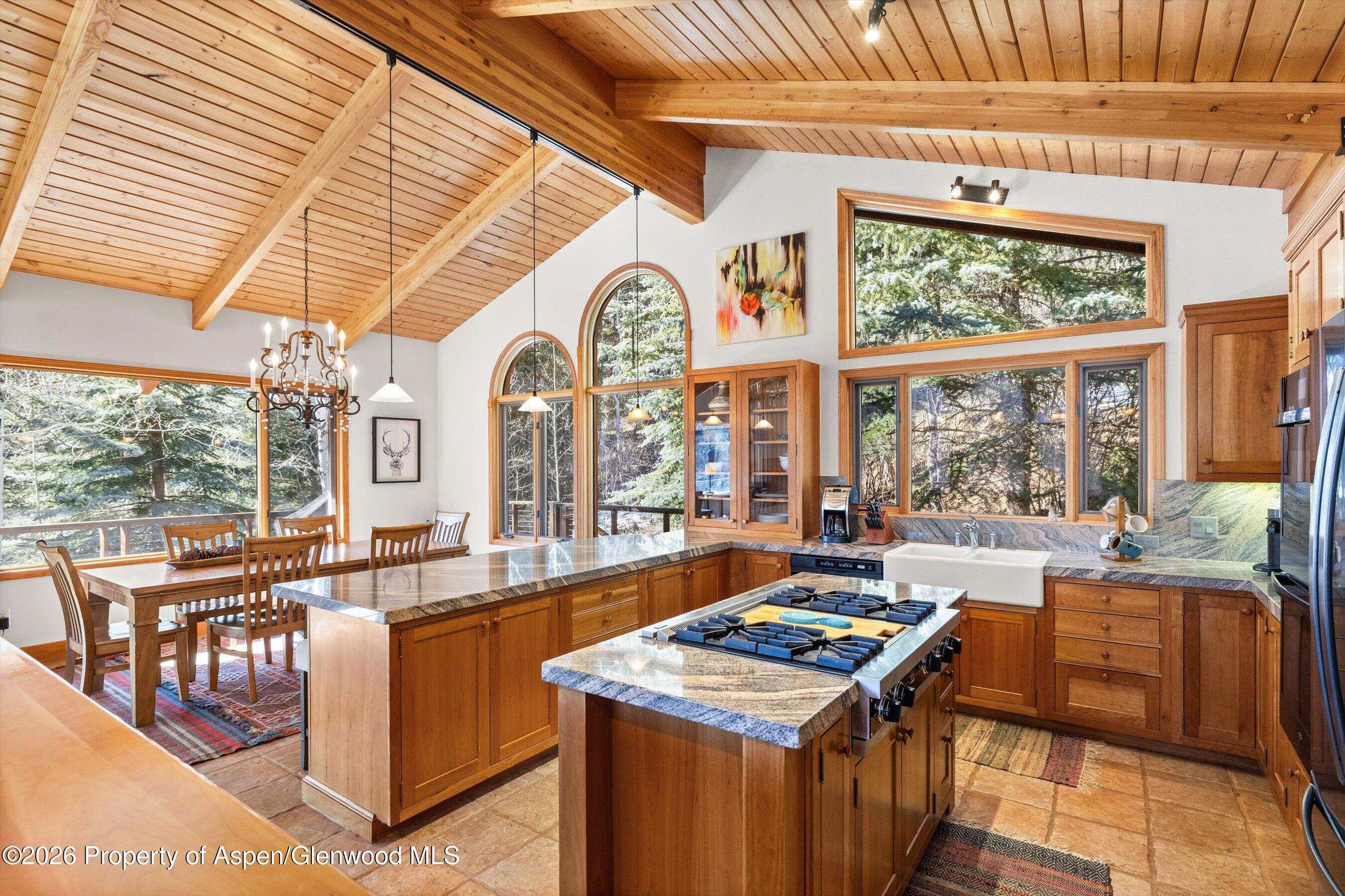372 Crystal Park Drive — photo