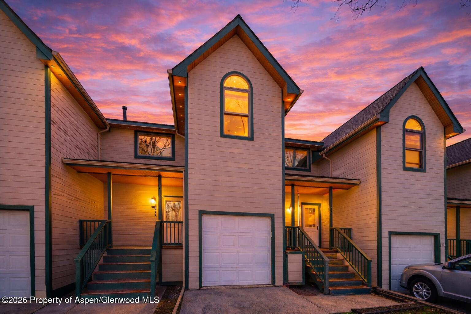 682 Alder Ridge Lane — photo