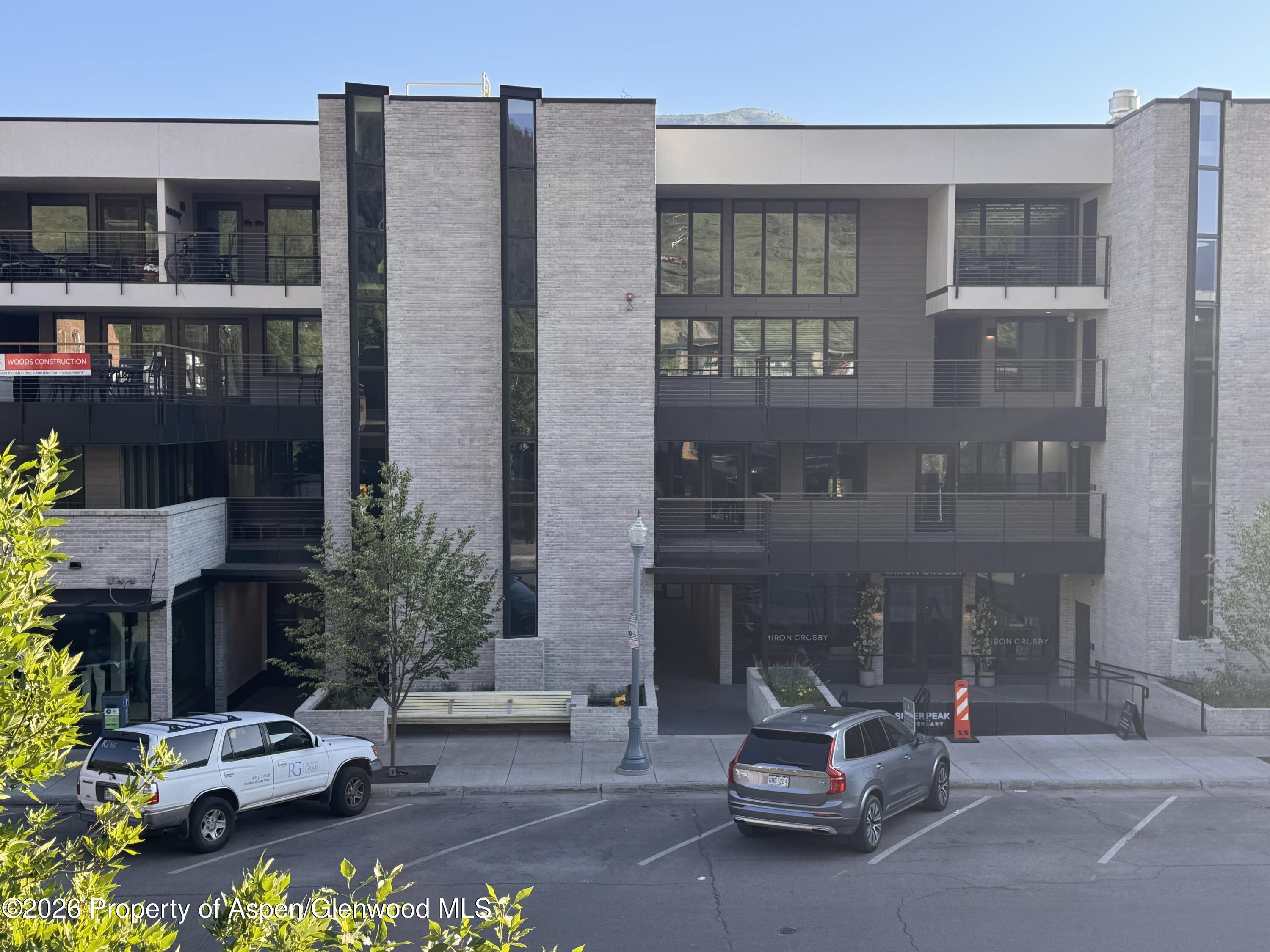 520 E Cooper Avenue Ll1 & Ll4 — photo