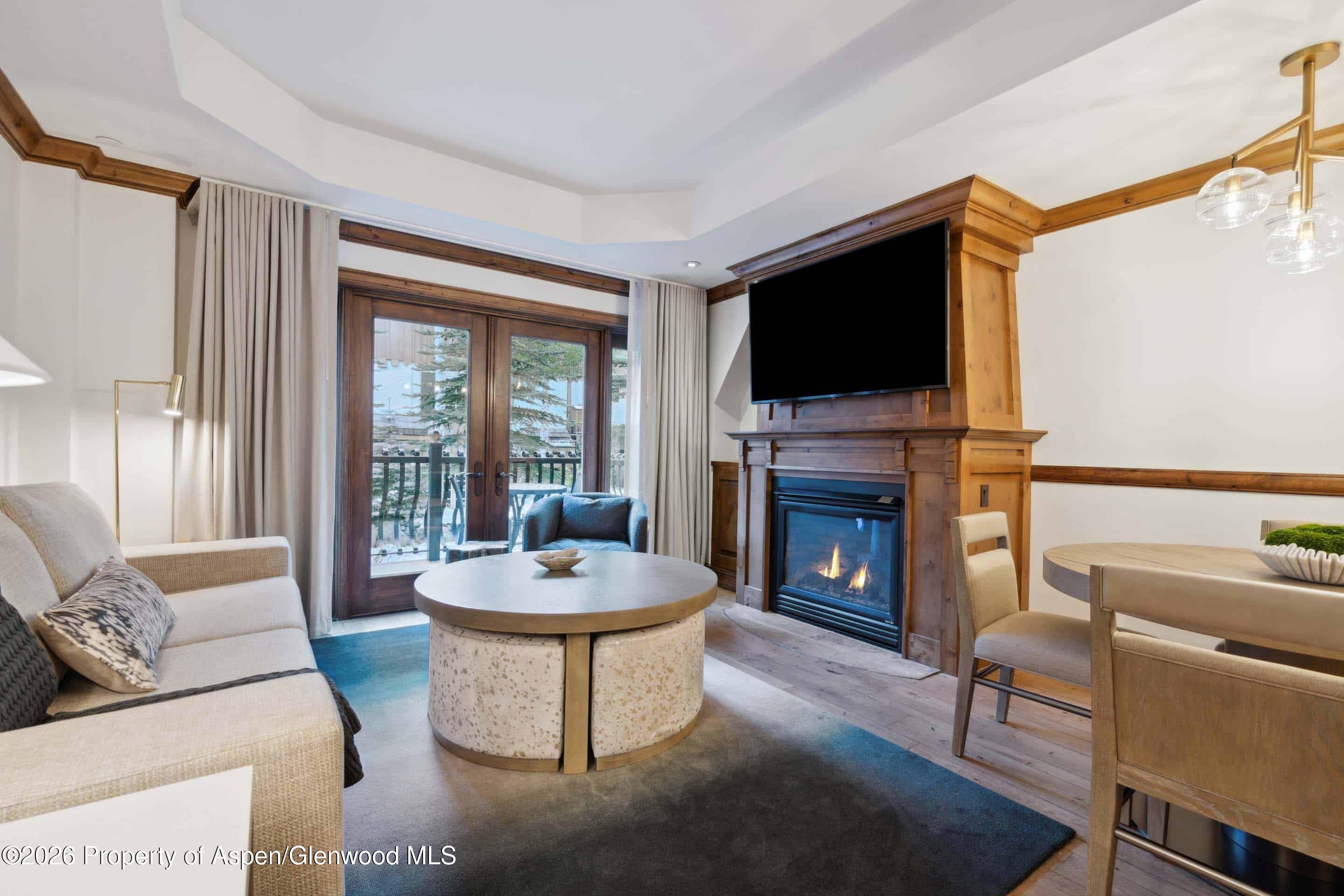 415 E Dean St, Unit 43, Week 11 — photo