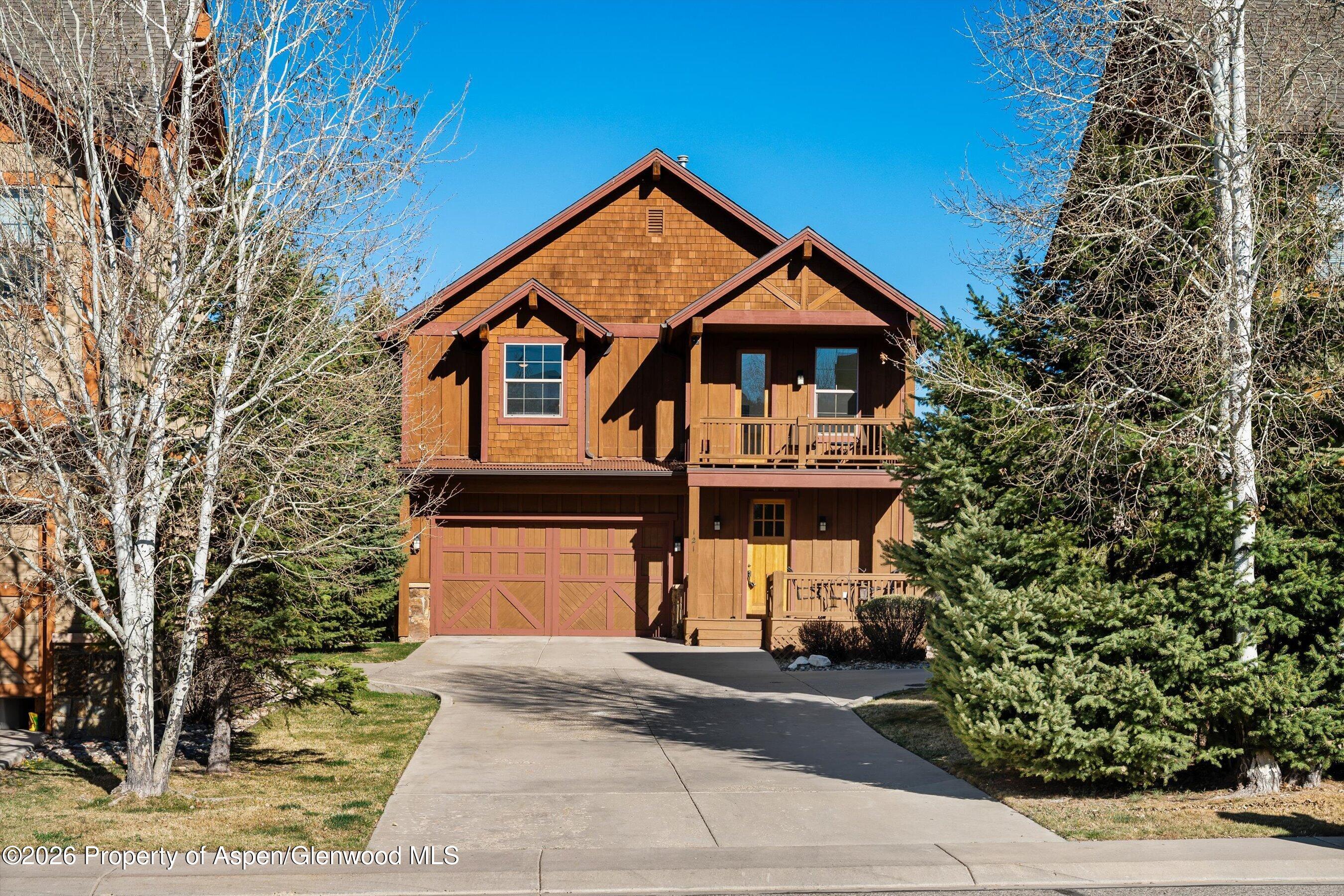 121 White Horse Drive — photo