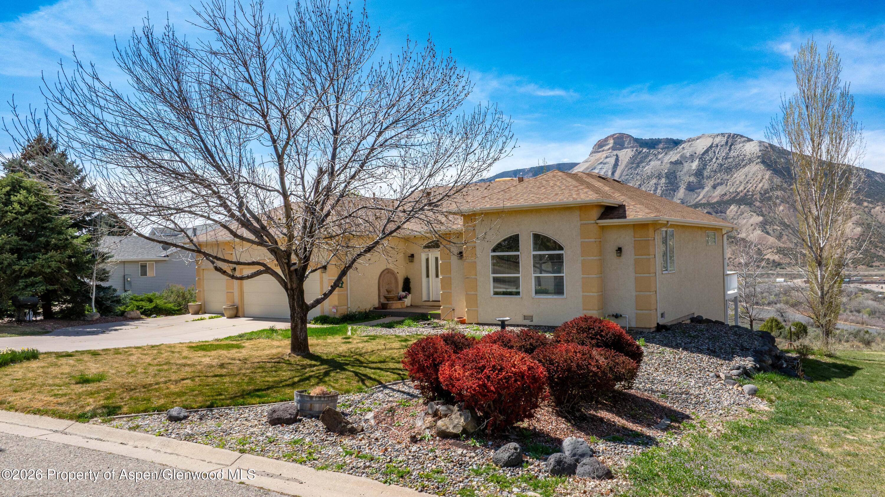 283 Lodgepole Circle — photo