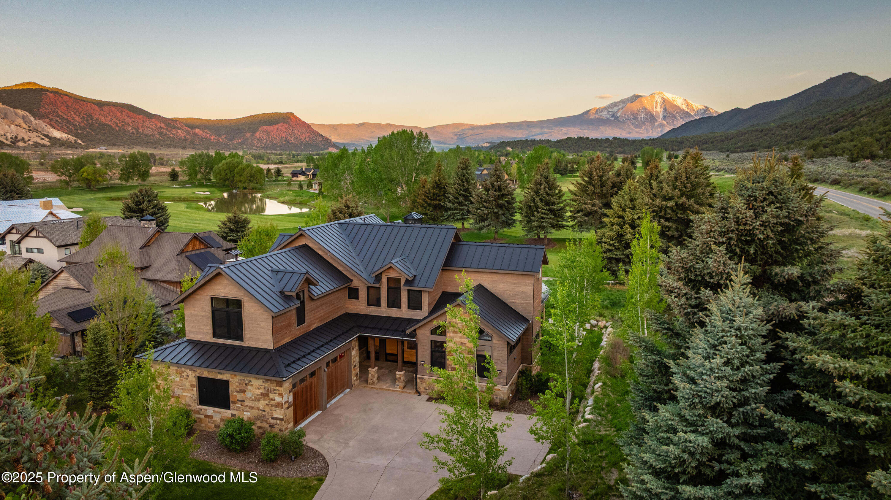 649 Saddleback Road — photo
