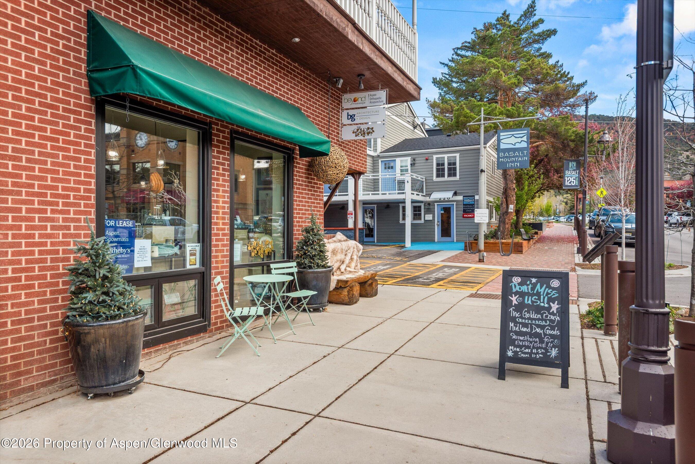 214 Midland Avenue First Floor — photo