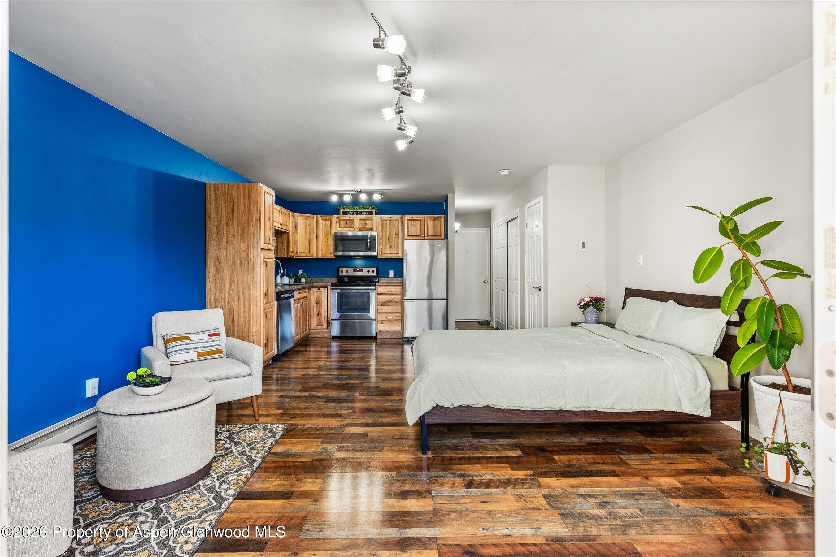 1329 Pitkin Avenue 21 — photo
