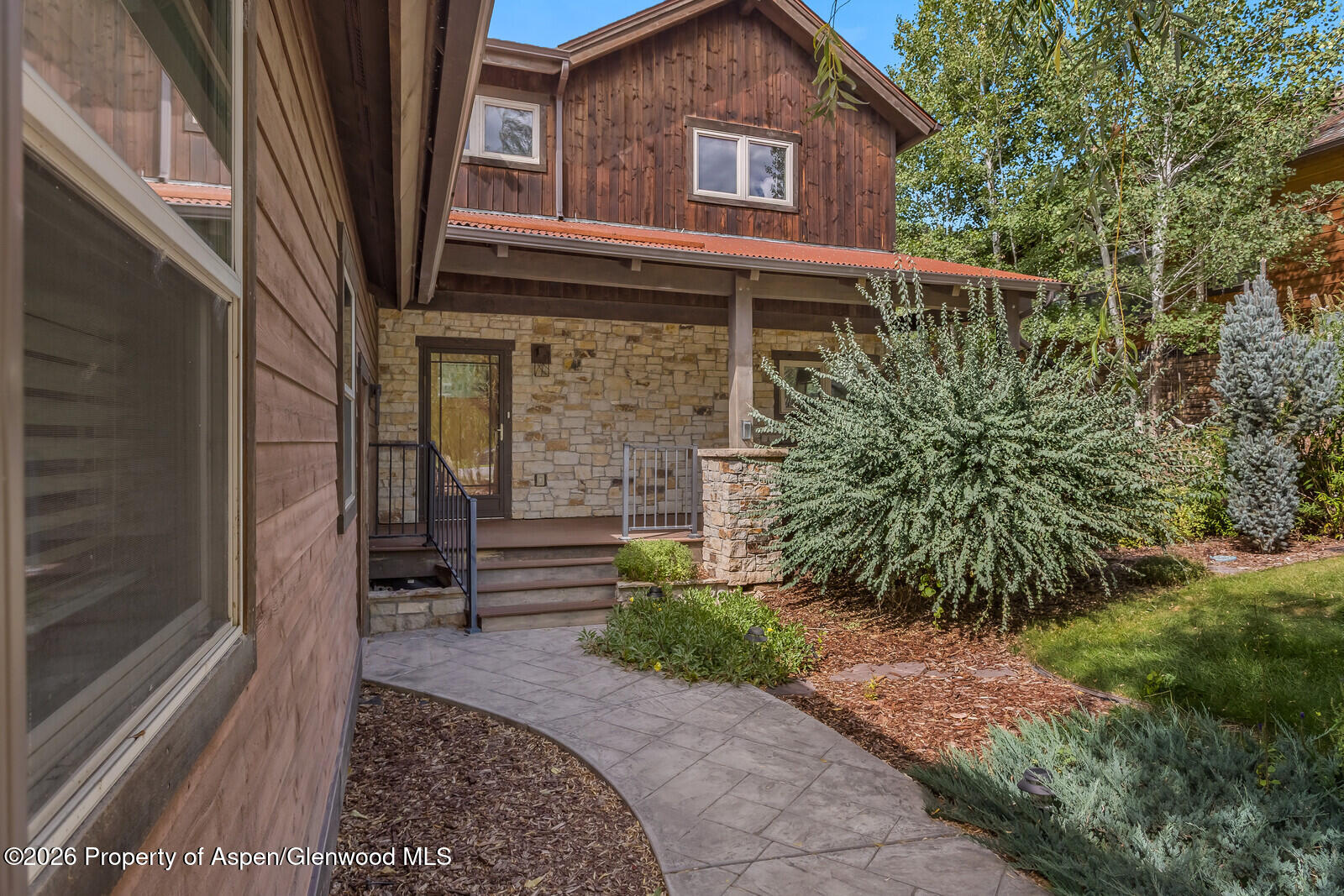101 Cliff Rose Way — photo