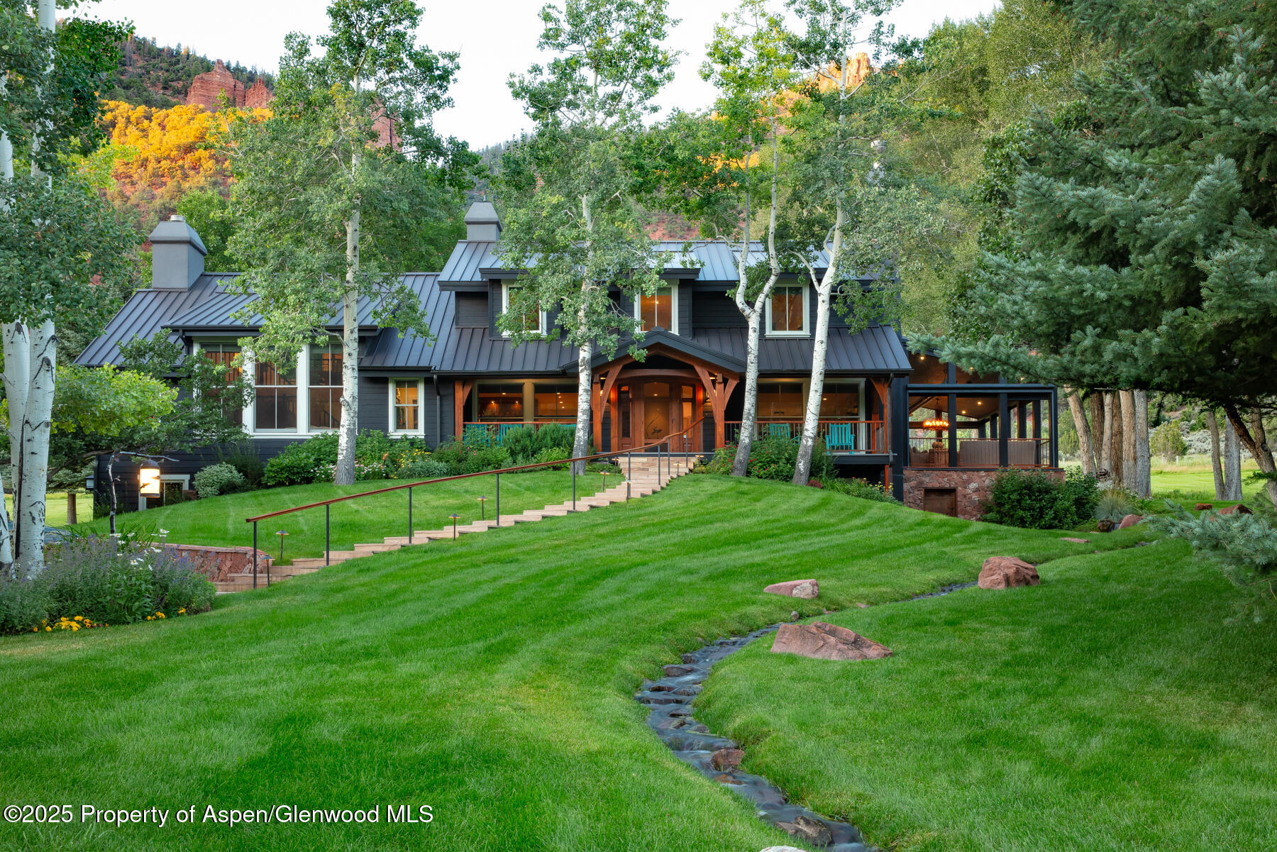 2147 Lower River Road — photo