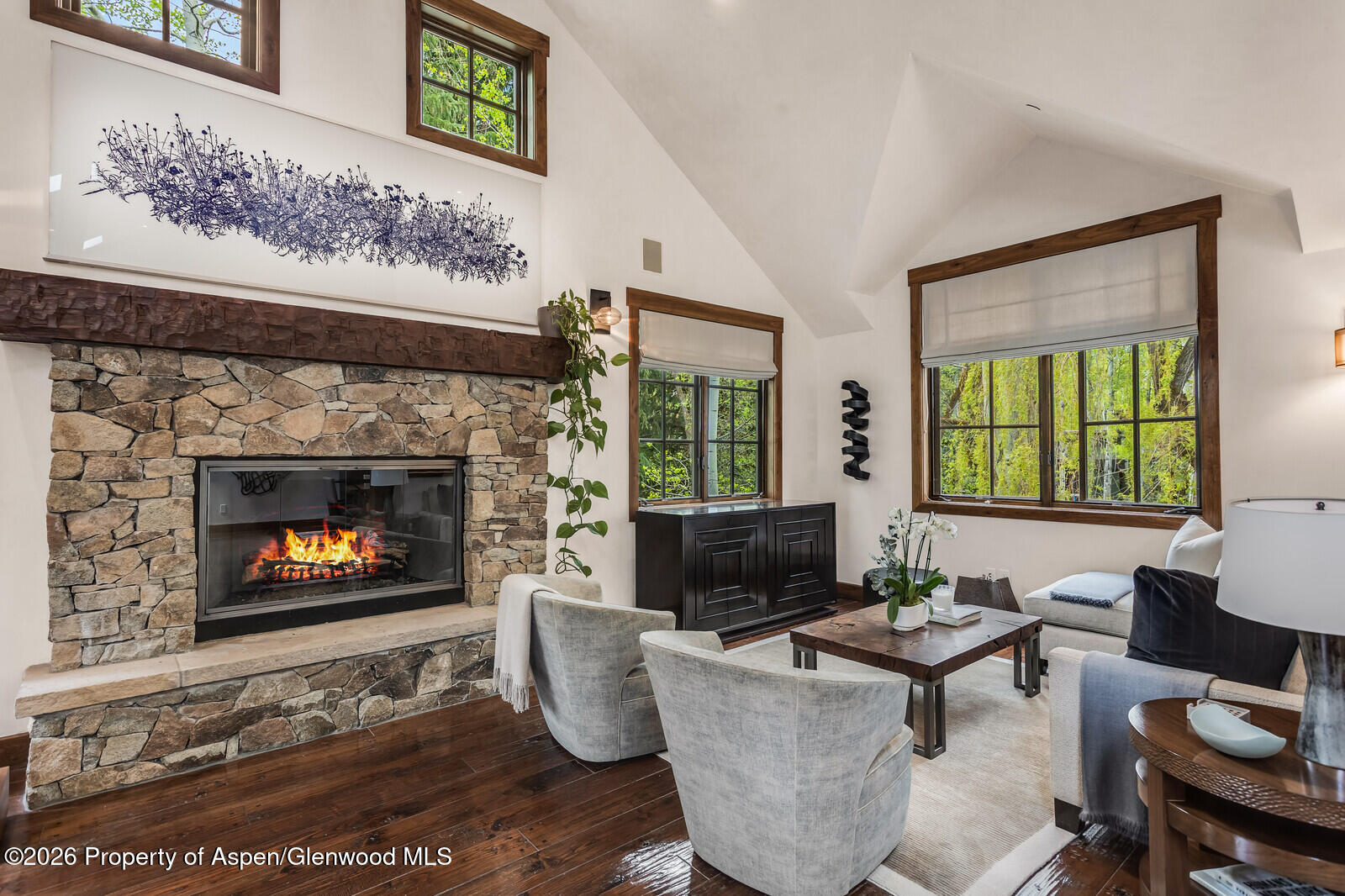 1354 Sierra Vista Drive — photo