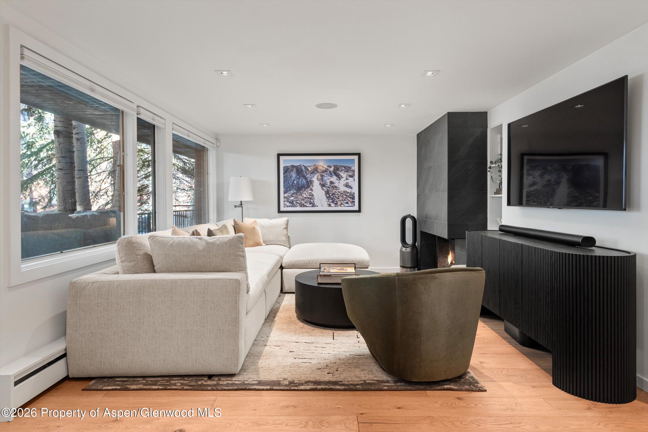 731 S Mill Street Unit 2D — photo