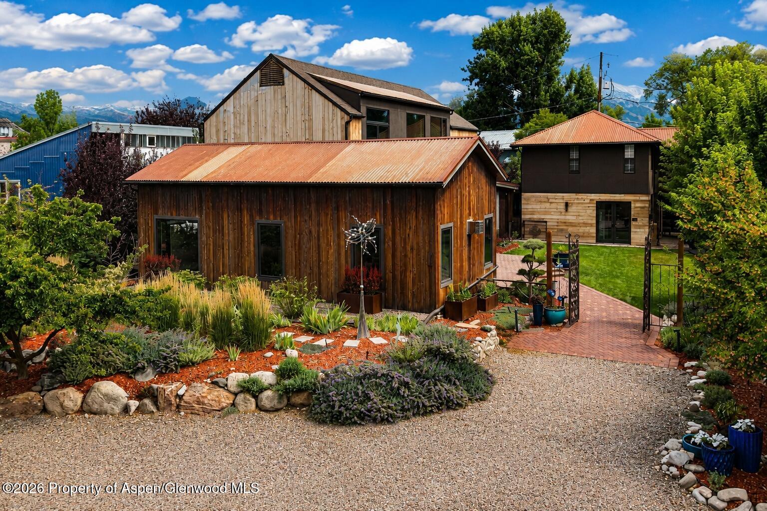 640 Lincoln Avenue 630 — photo