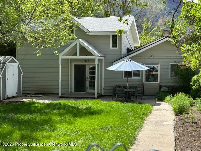 925 Palmer Avenue — photo