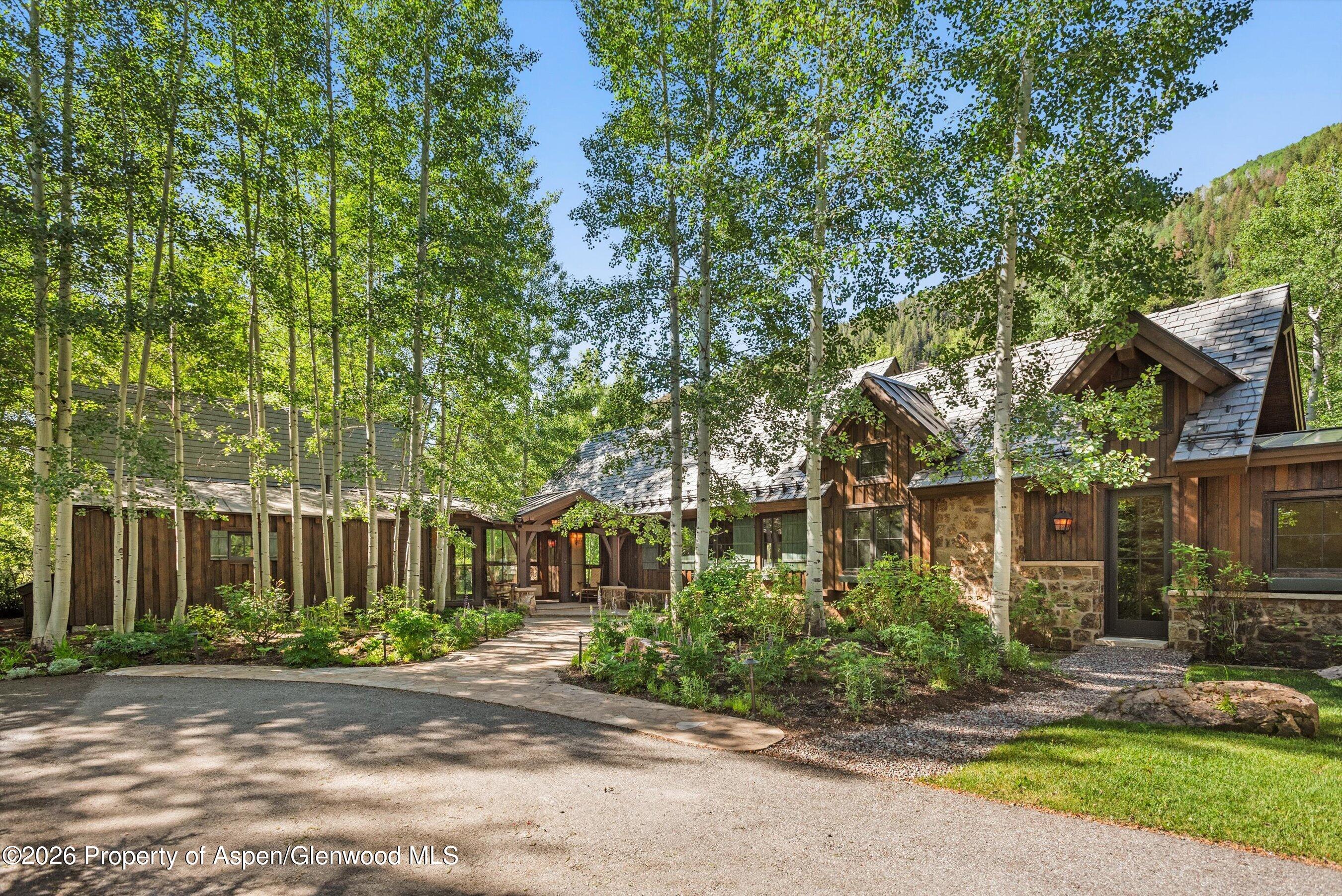 10 Popcorn Lane — photo