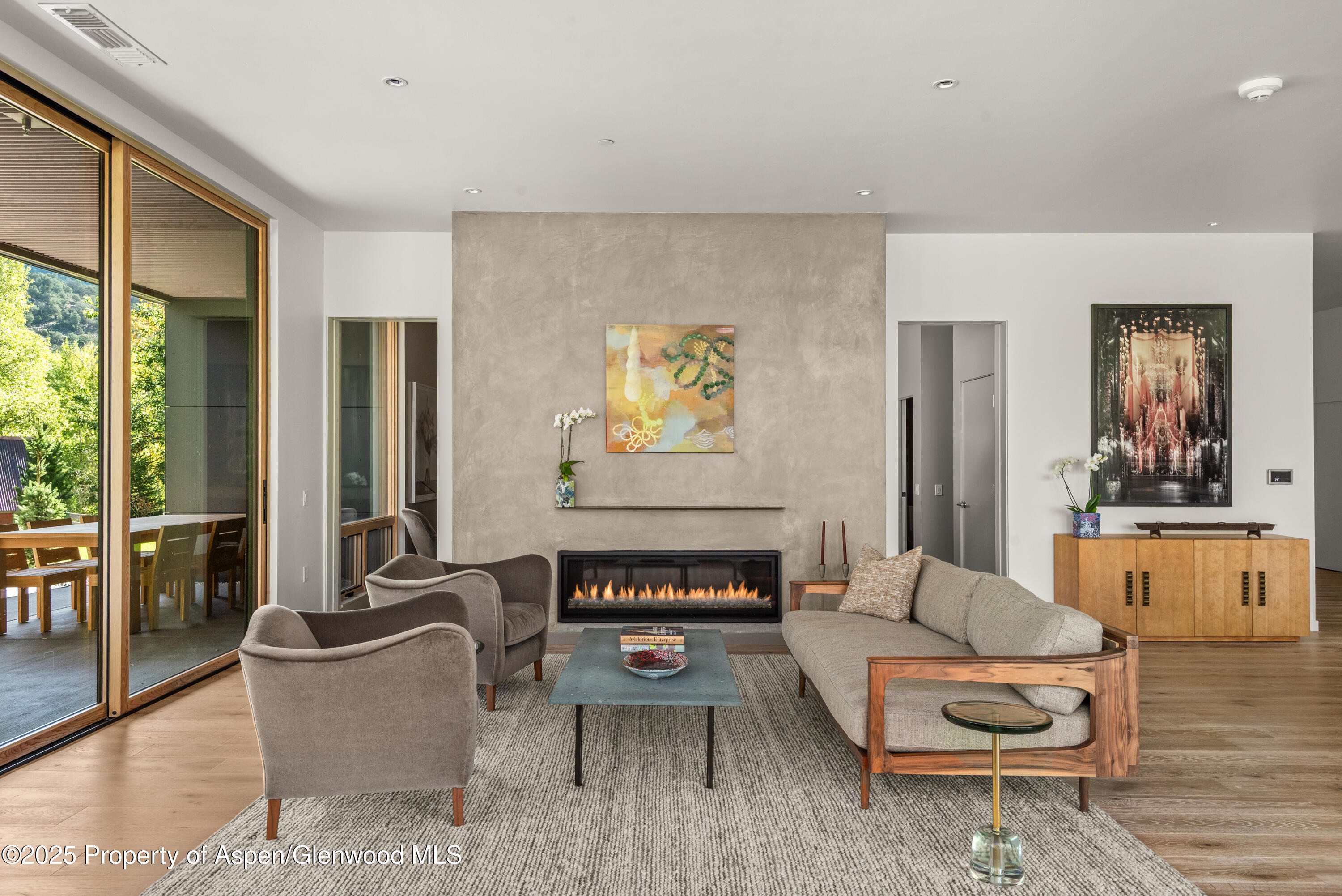 105 Willow Road 201 — photo
