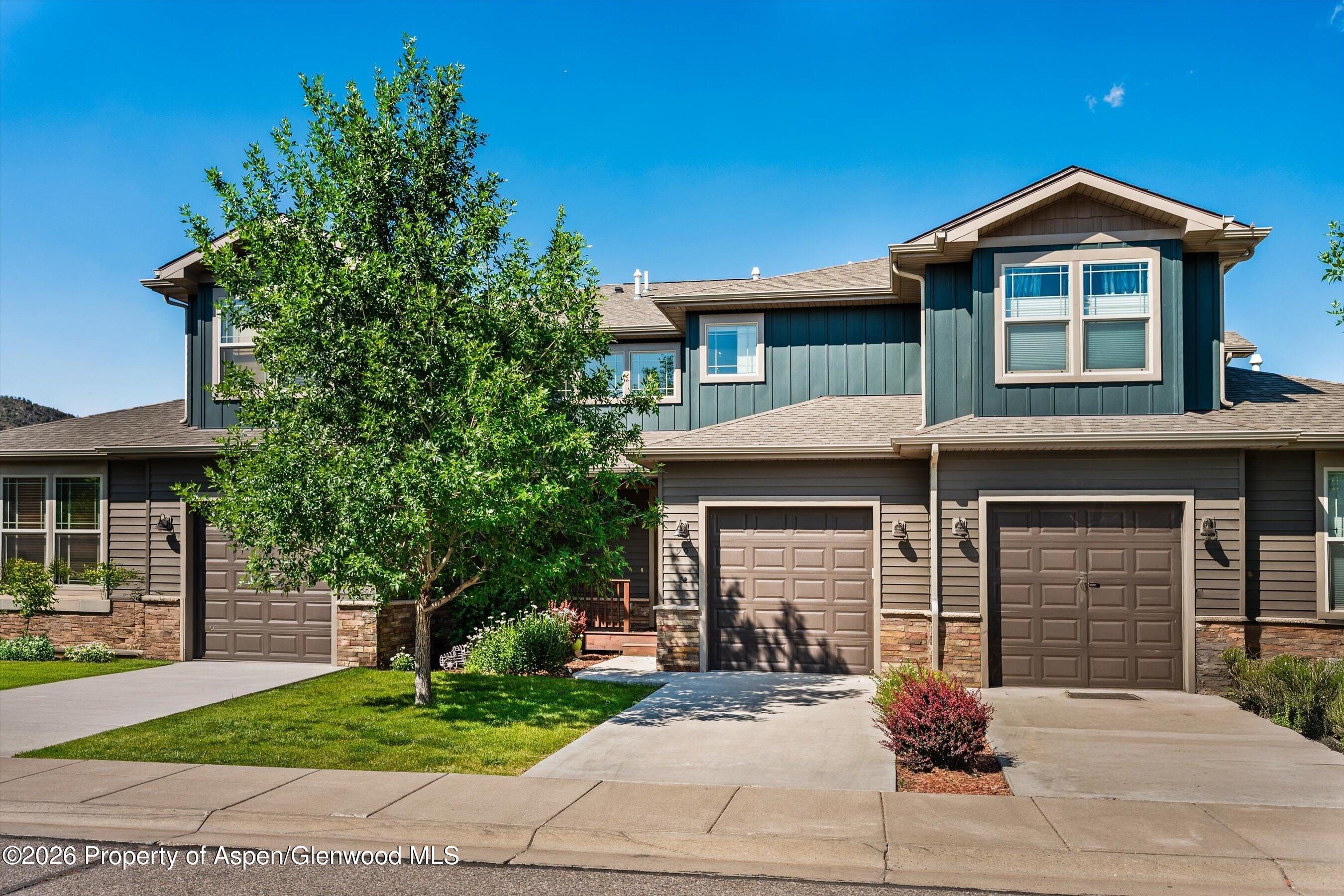 99 Redstone Drive — photo