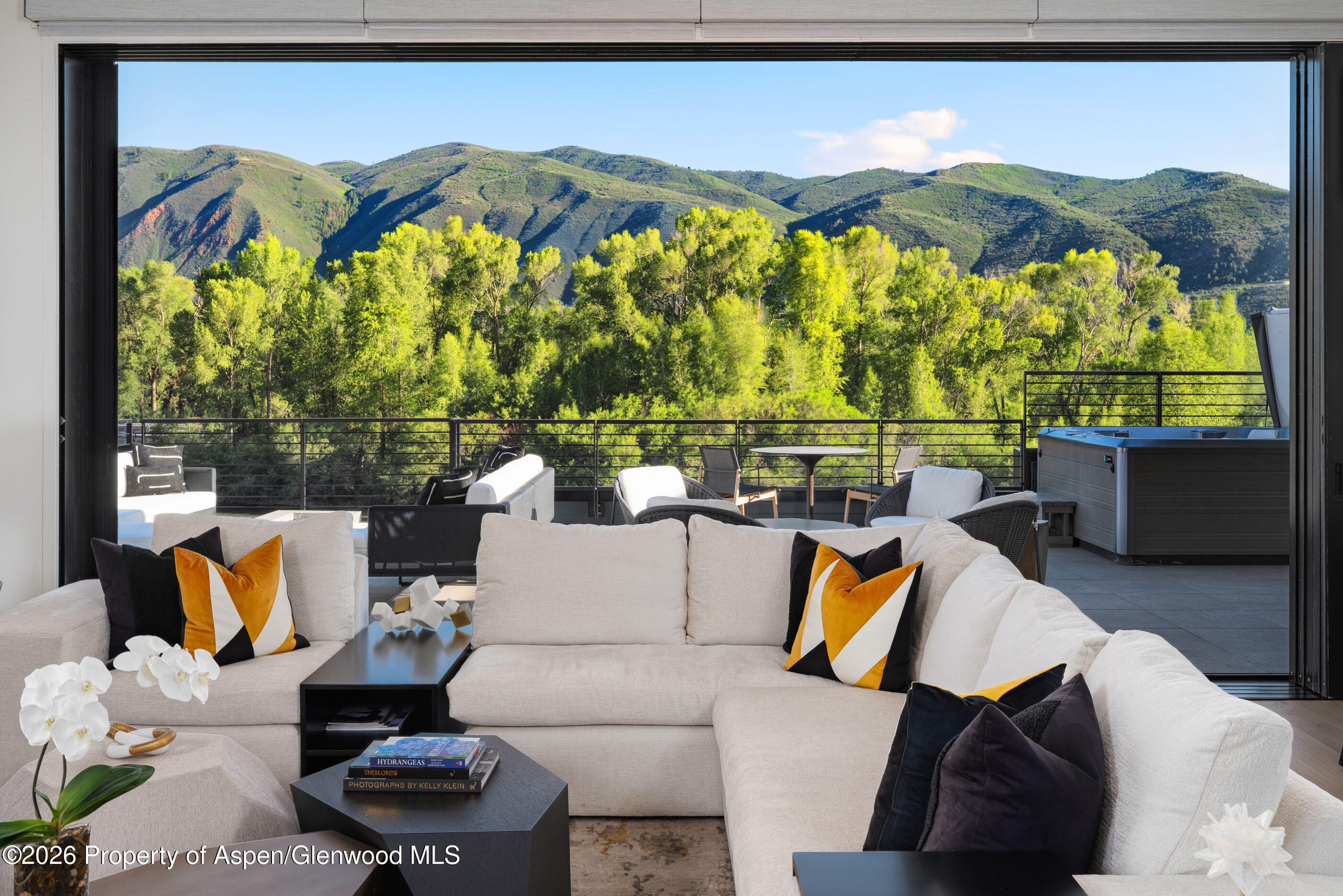 22860 Two Rivers Road Penthouse — photo
