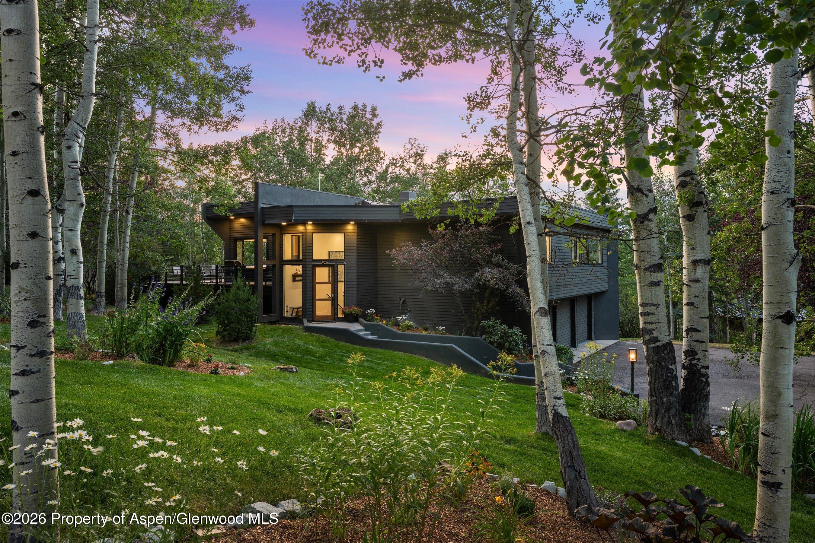 233 Stellar Lane — photo