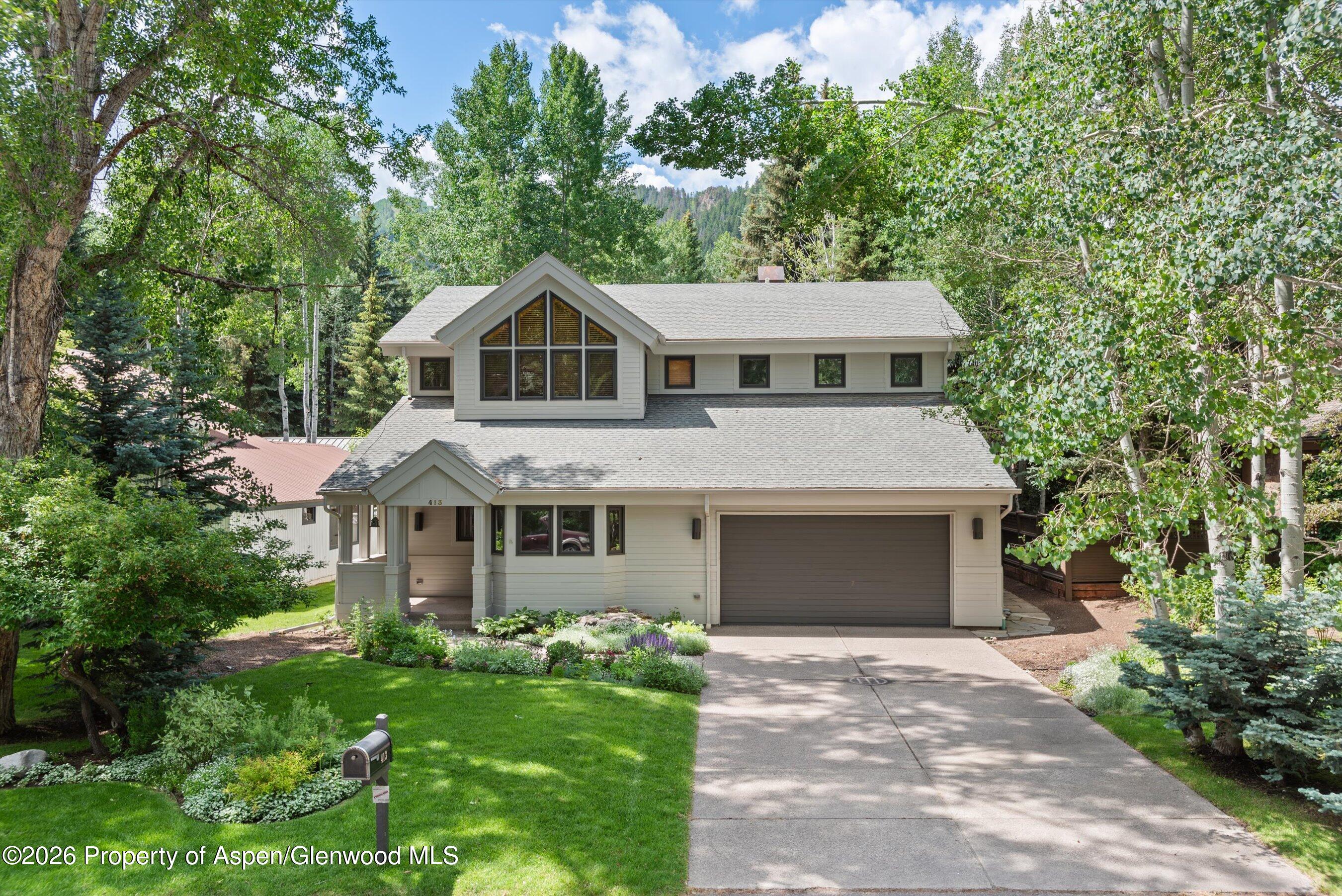 413 W Smuggler Street — photo