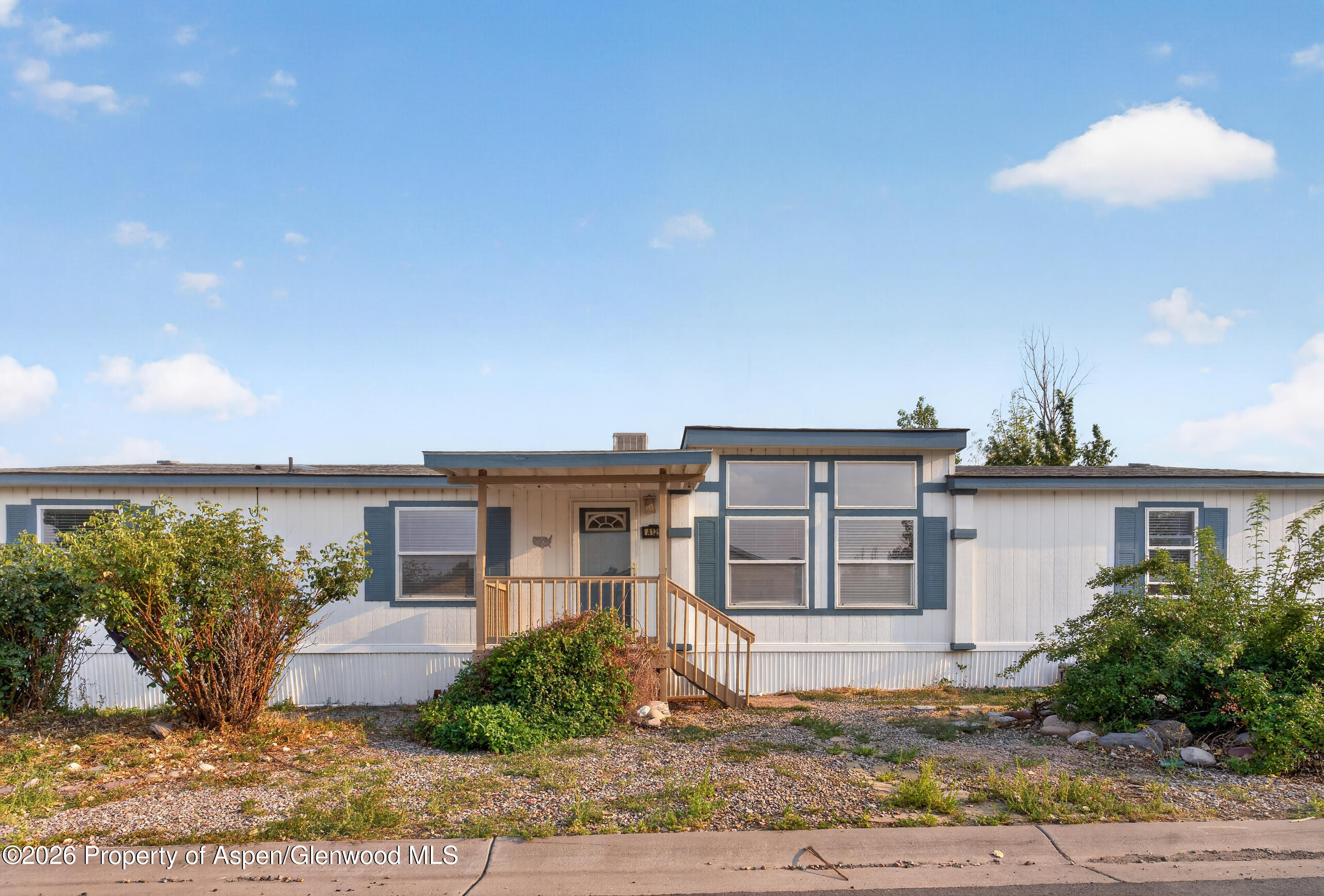 200 W 20th Street a129 — photo