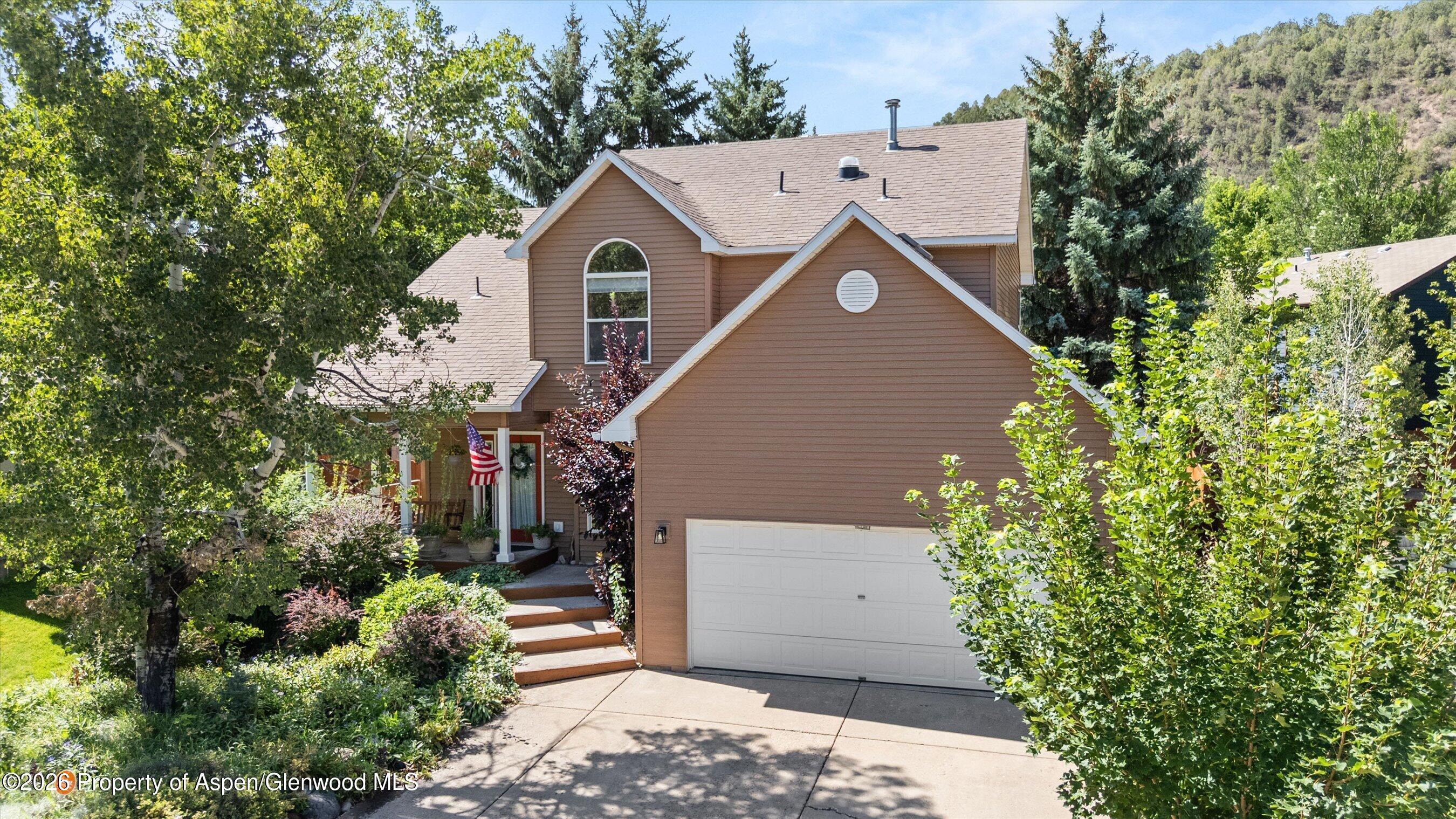 1026 Park West Drive — photo