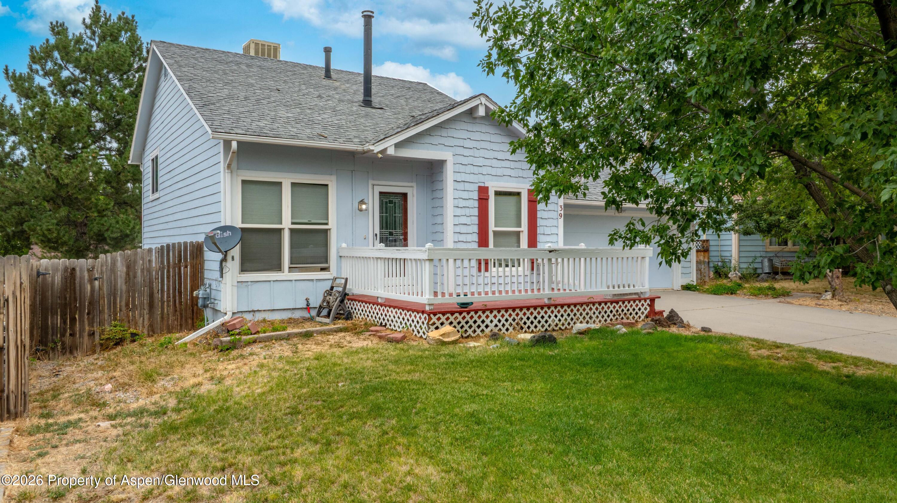 39 Aspen Way — photo