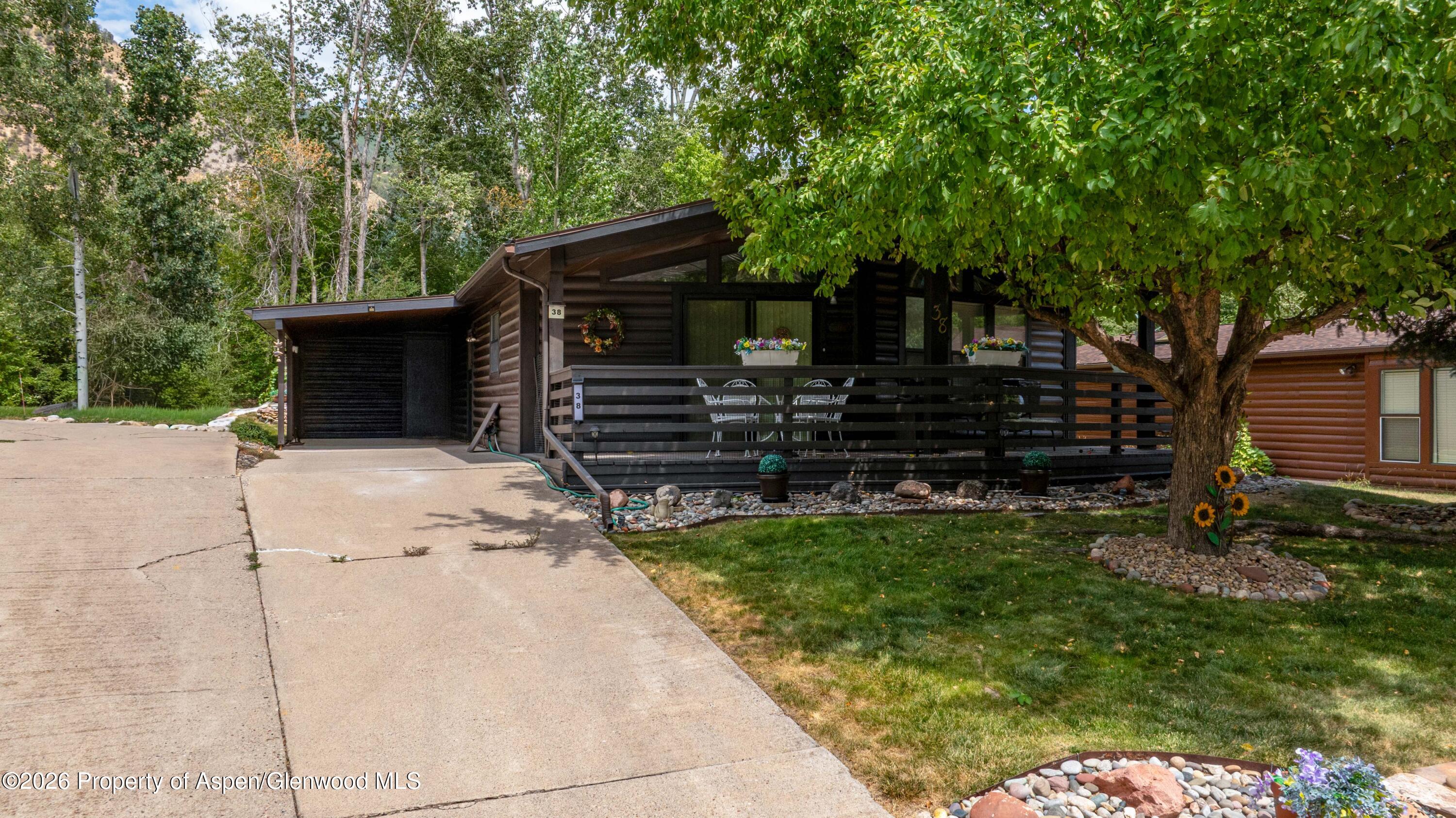 125 Center Drive 38 — photo