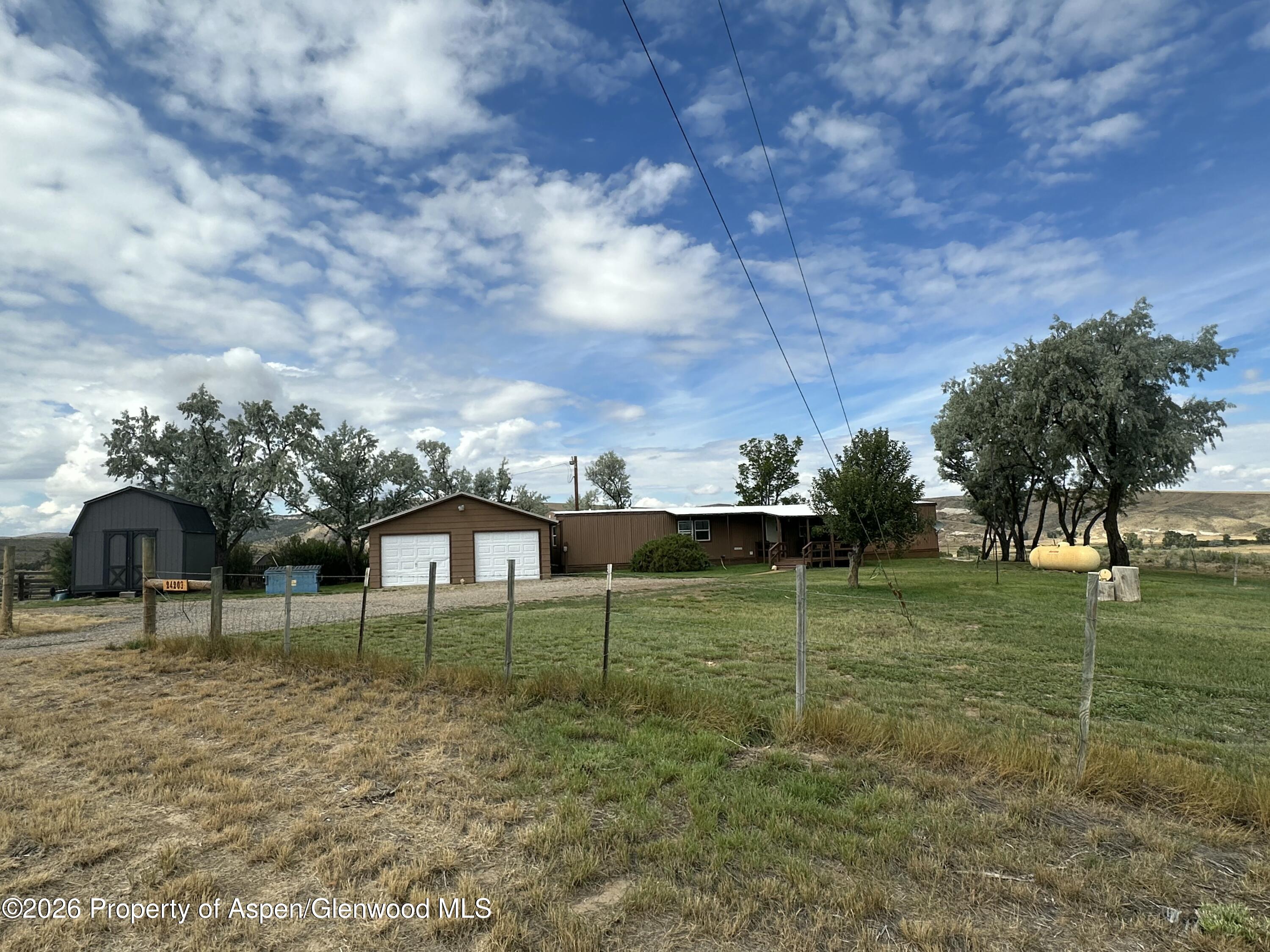 24203 S Colorado 13 — photo