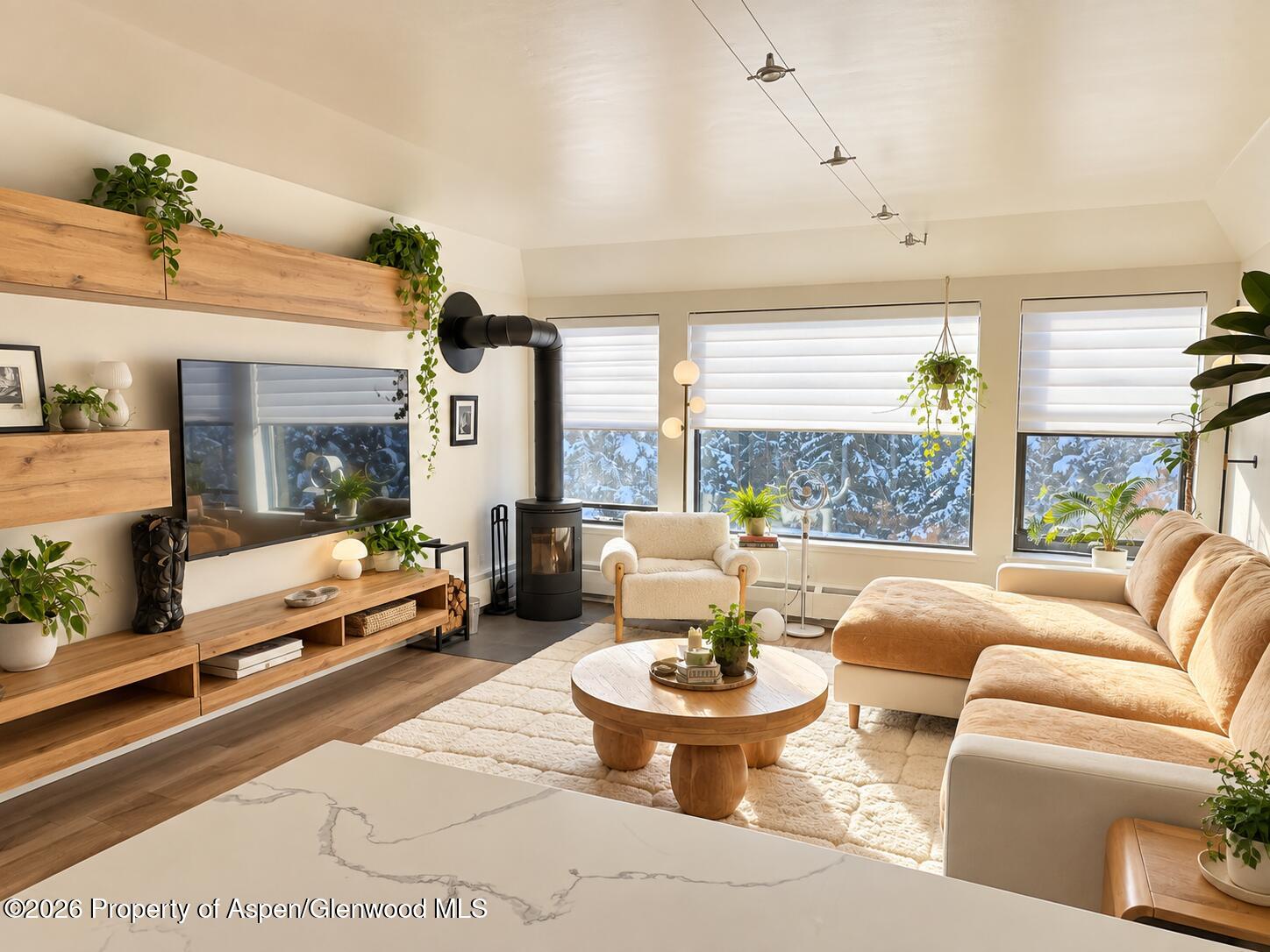 942 Vine Street — photo
