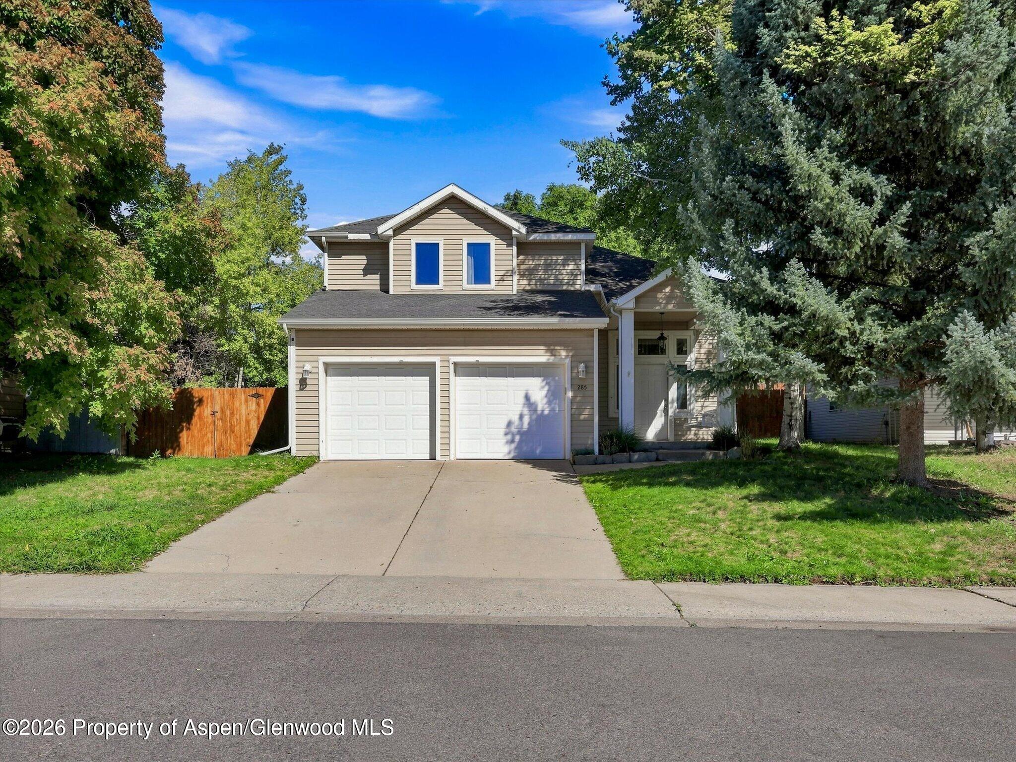 285 Lupine Drive — photo