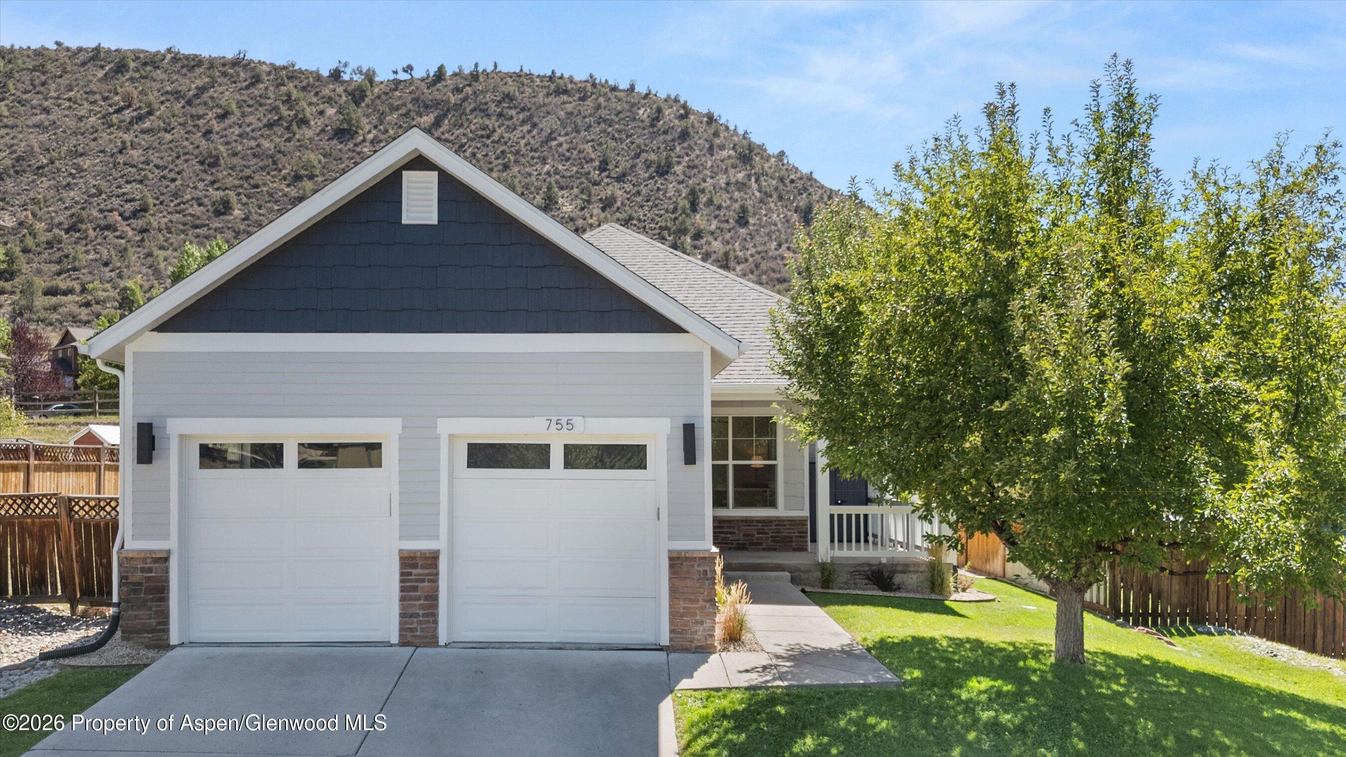 755 S Wildhorse Drive — photo