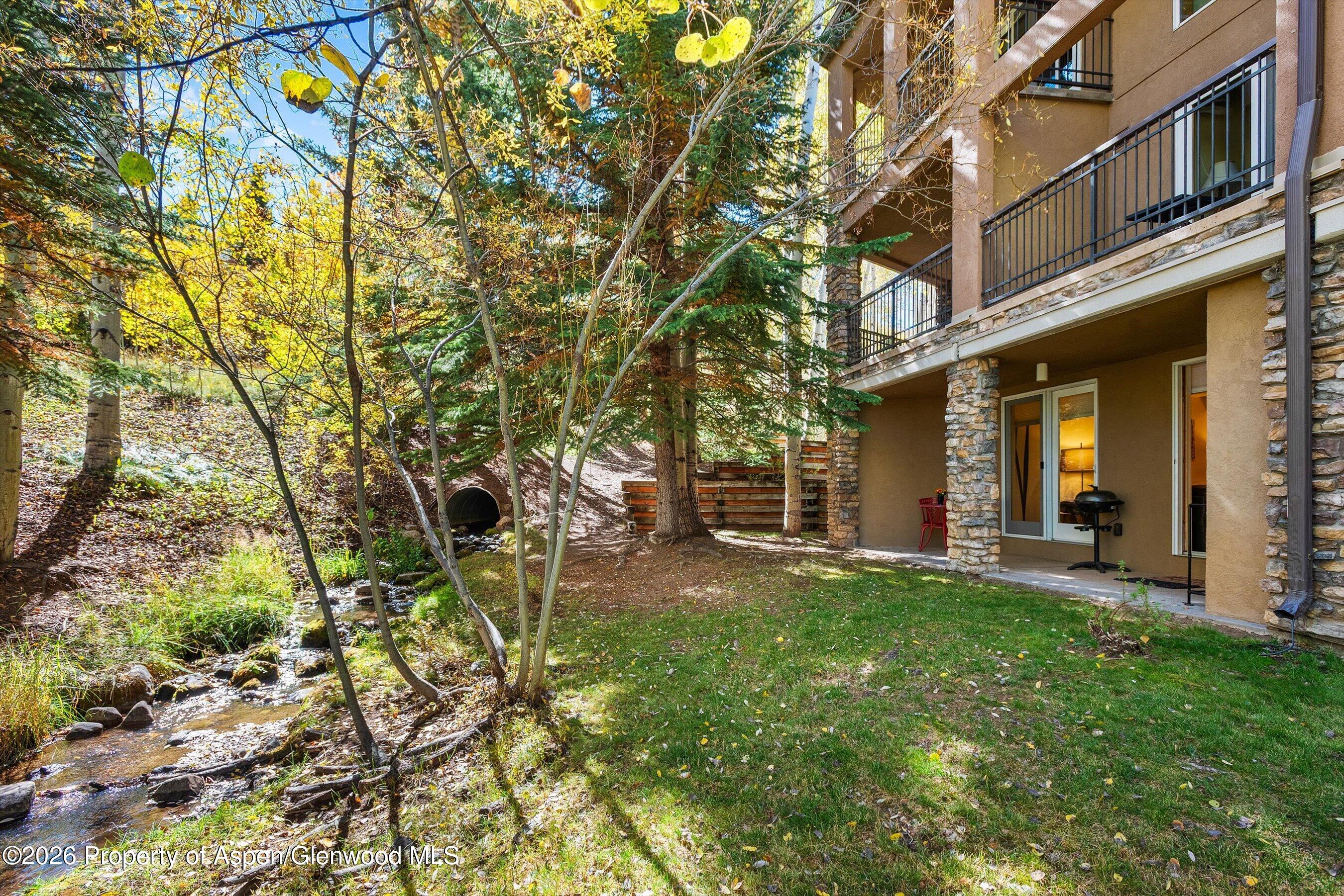 425 Wood Road Unit 2 — photo