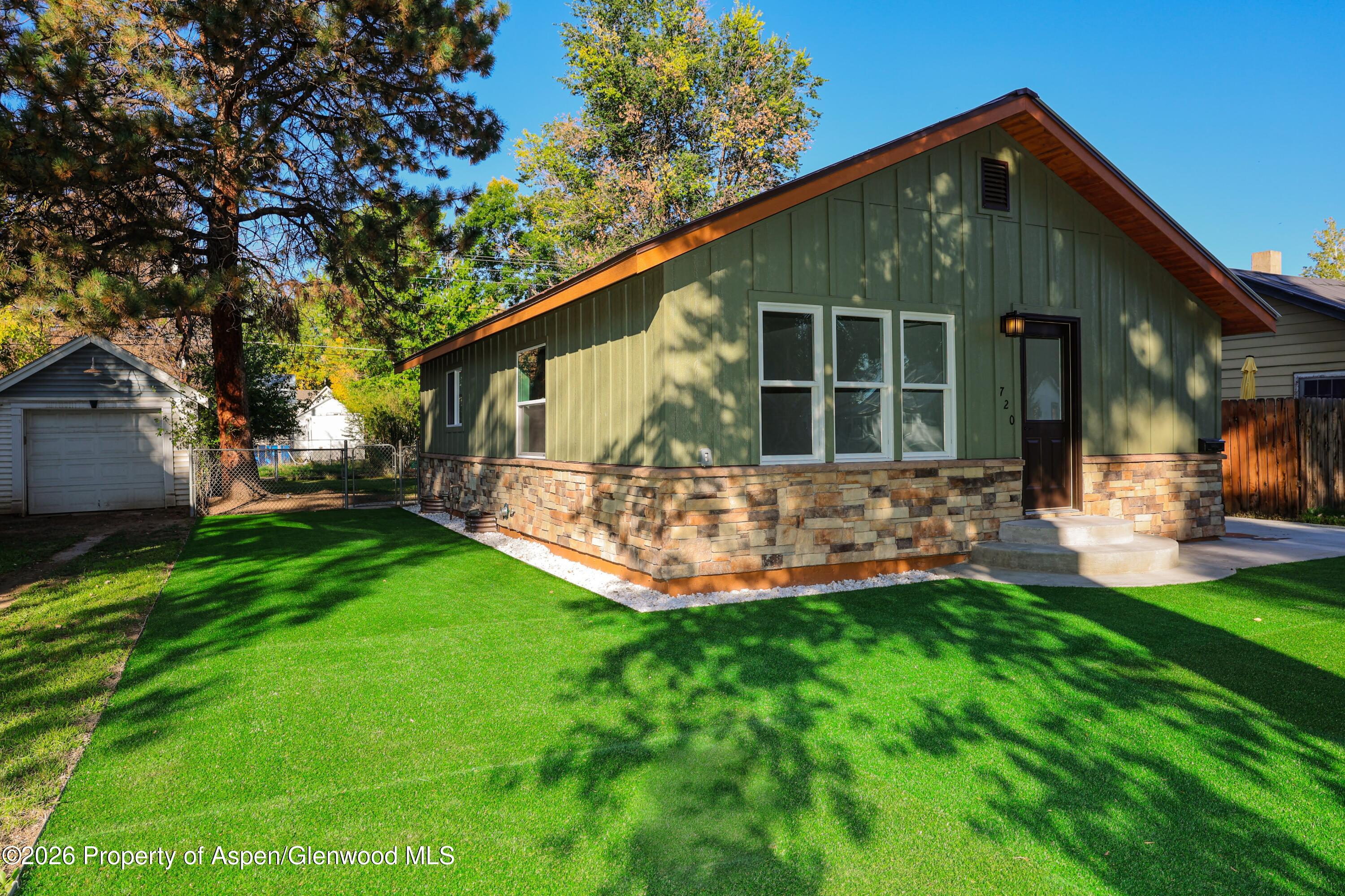 720 Taylor Street — photo