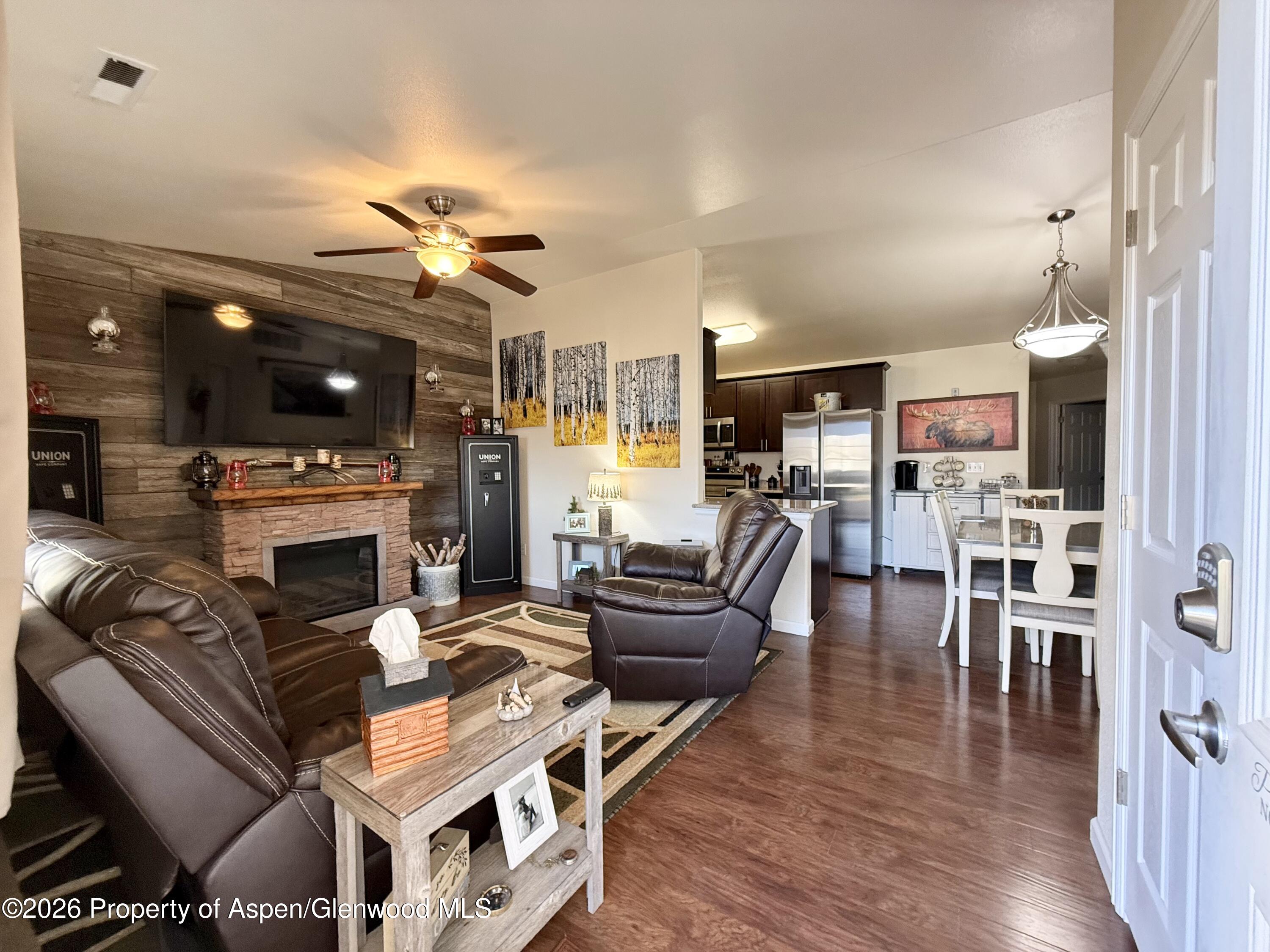 41 Bryan Loop, Parachute, CO 81635 — photo 3