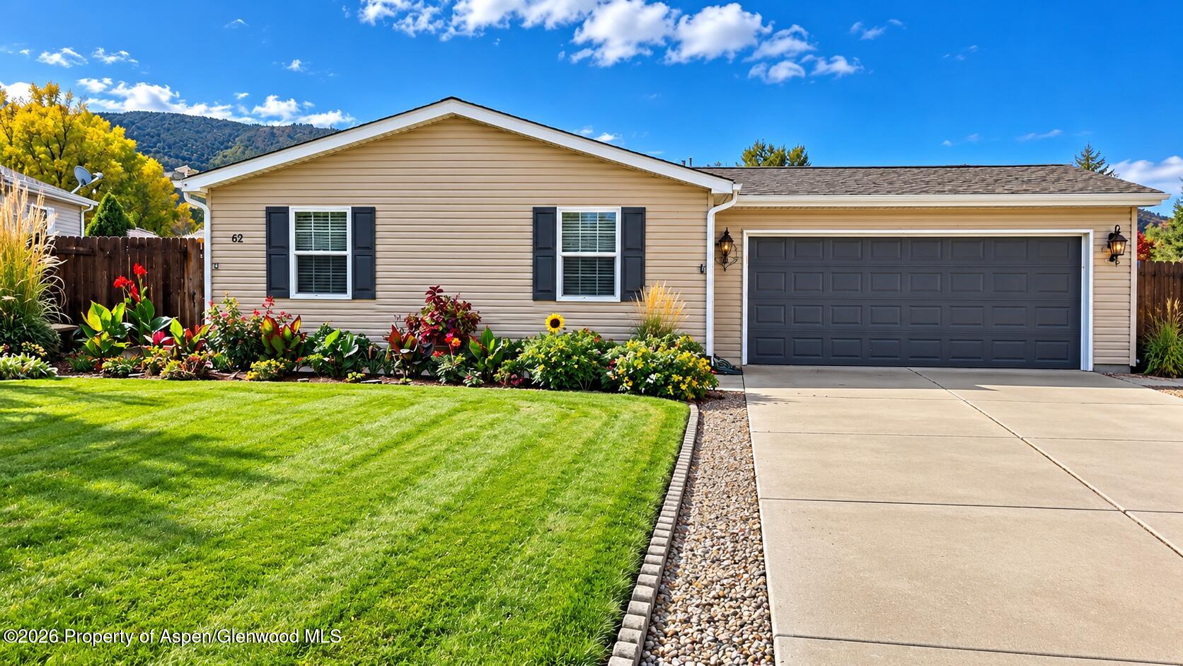 62 Black Sulphur Place — photo