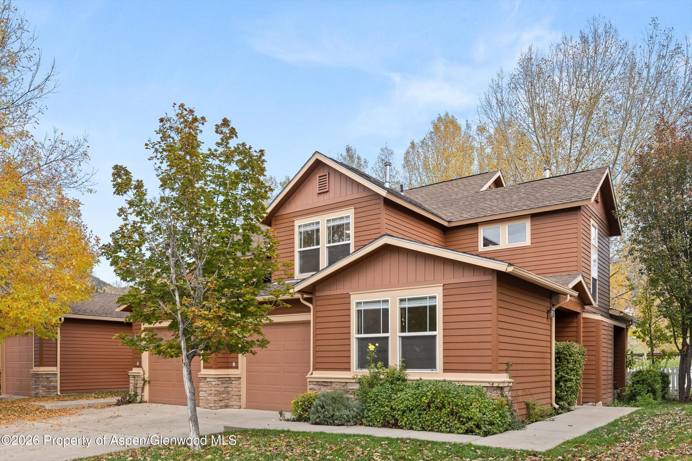 132 W Cathedral Court — photo