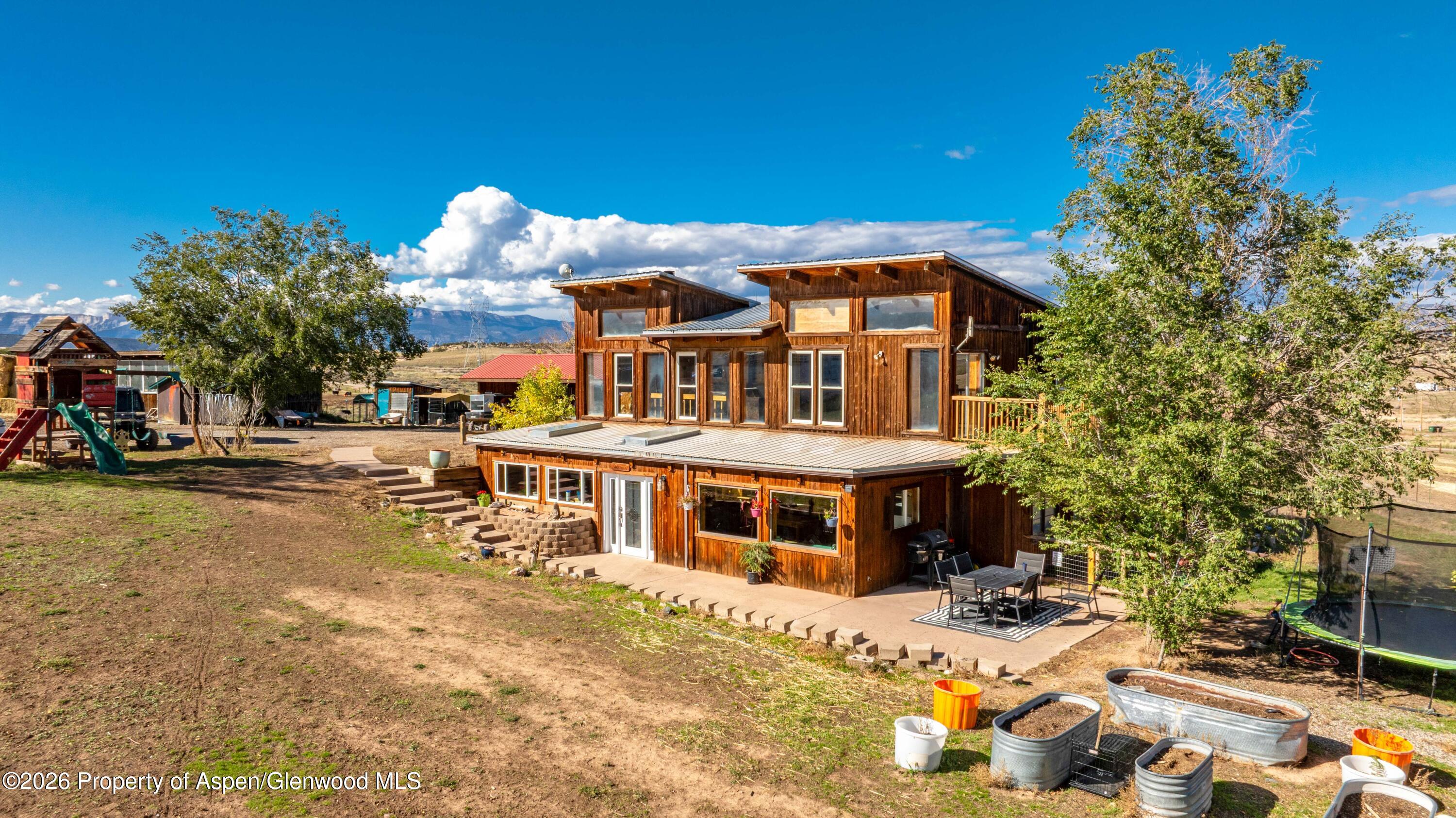 726 Owens Drive — photo