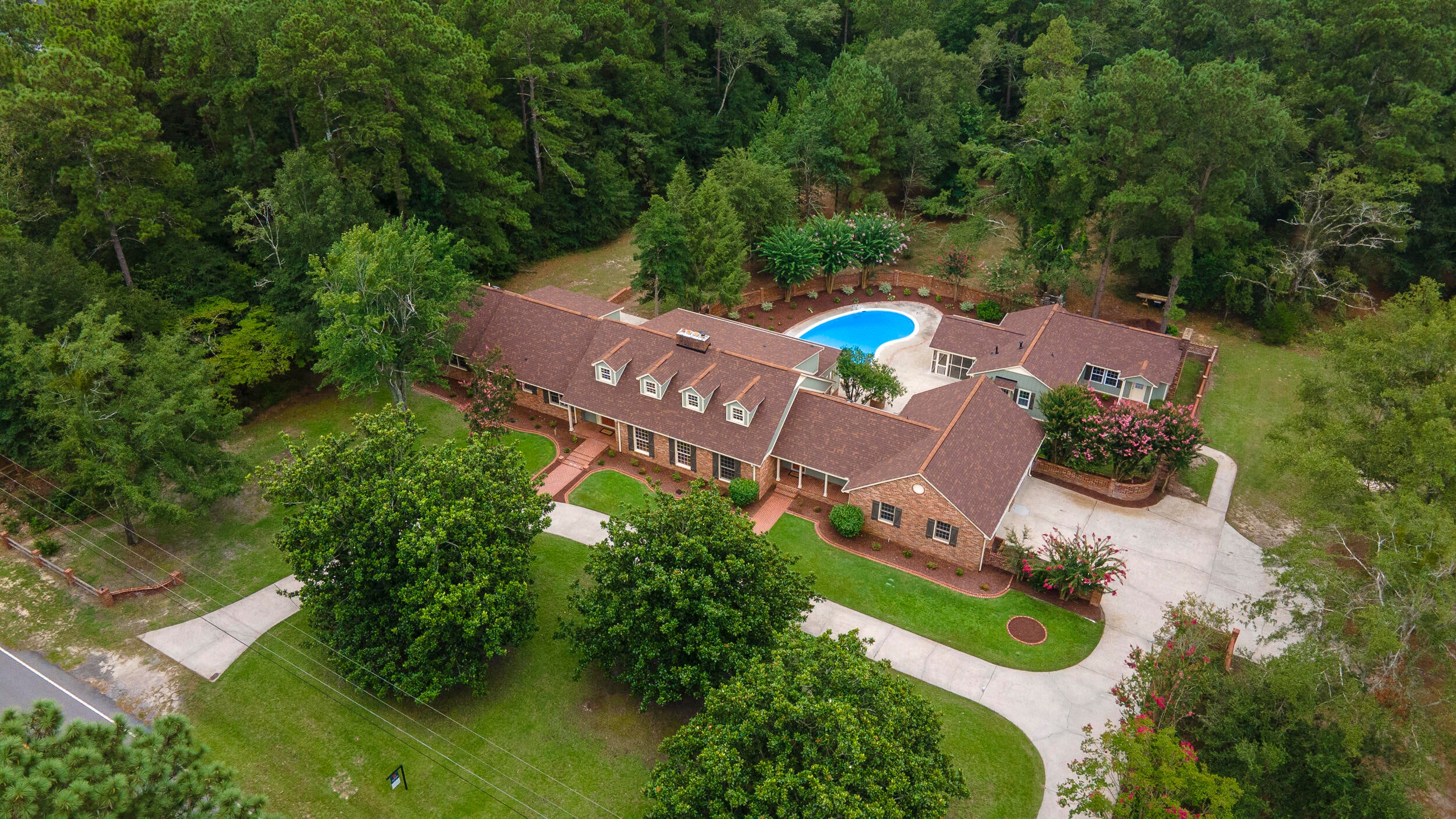 670 Partridge Bend Road — photo