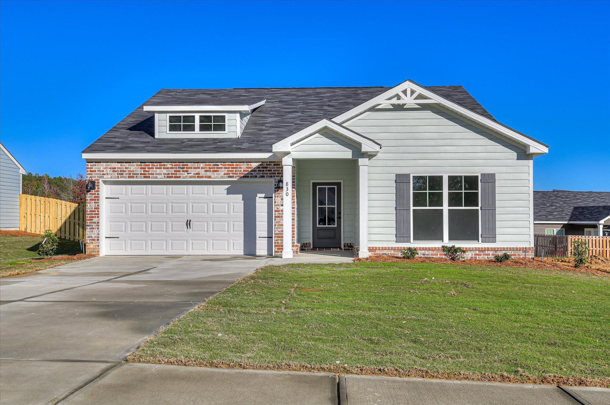 826 Sweetgrass Circle — photo