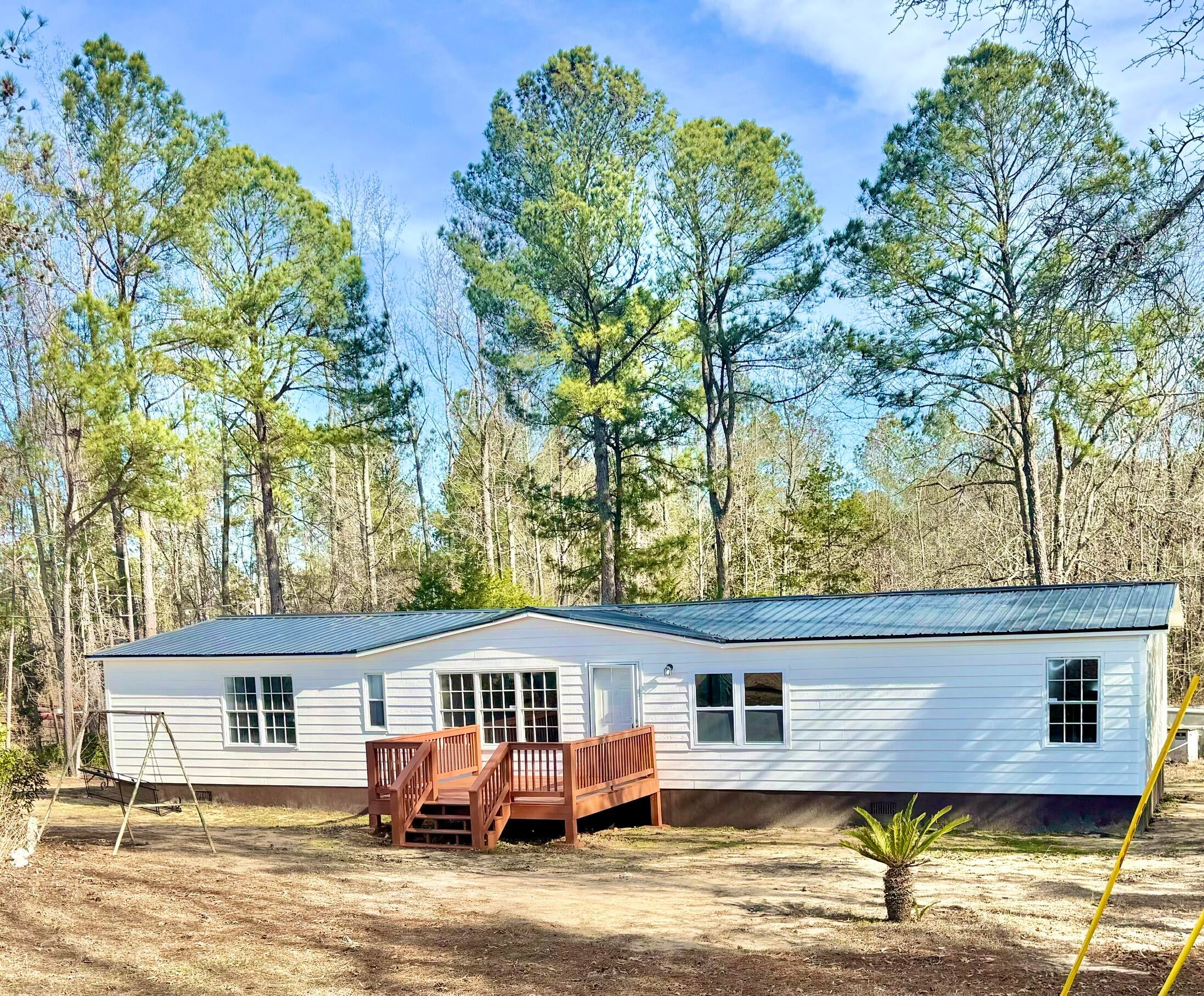 5861 Luckeys Bridge Road — photo