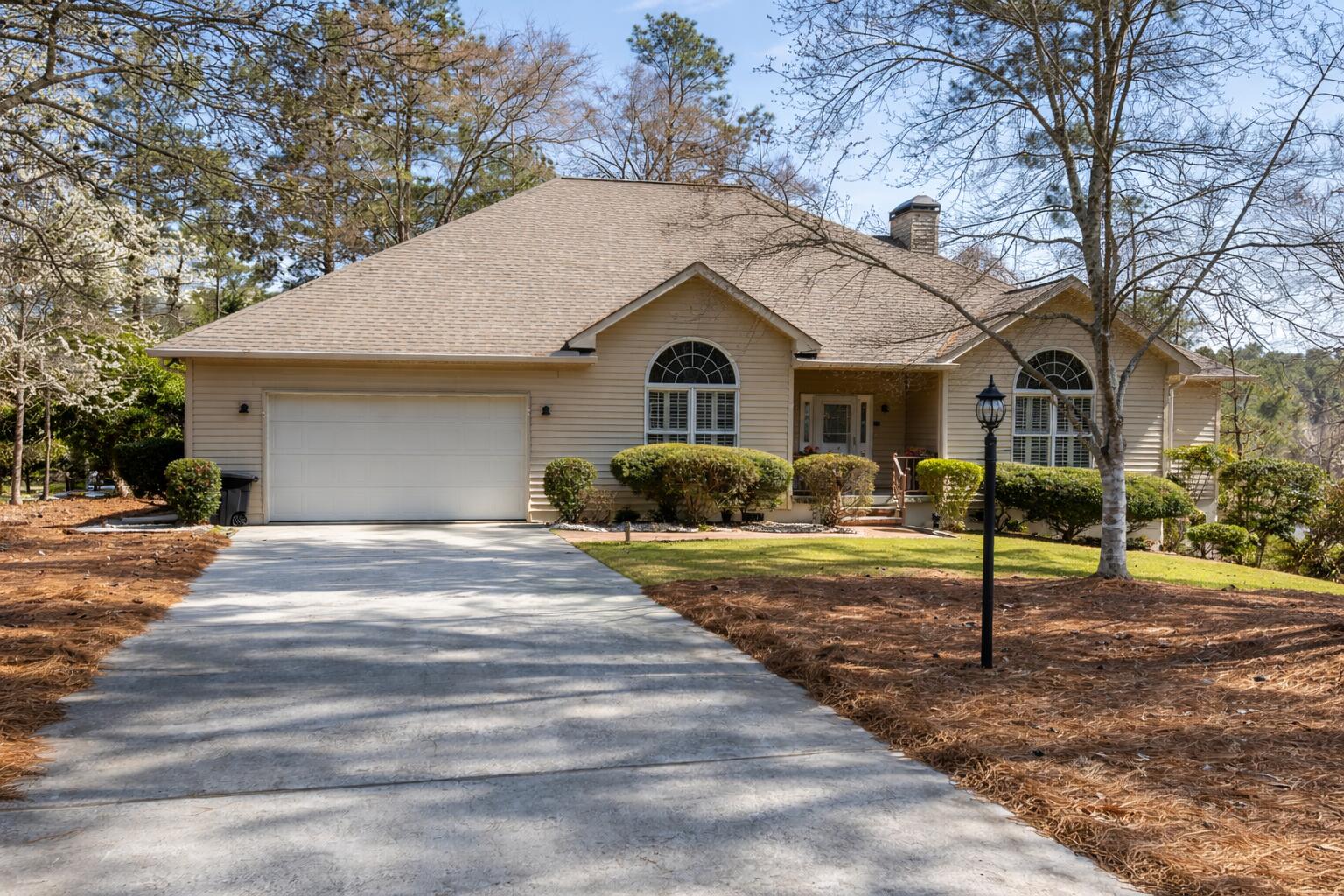 182 Savannah Drive — photo