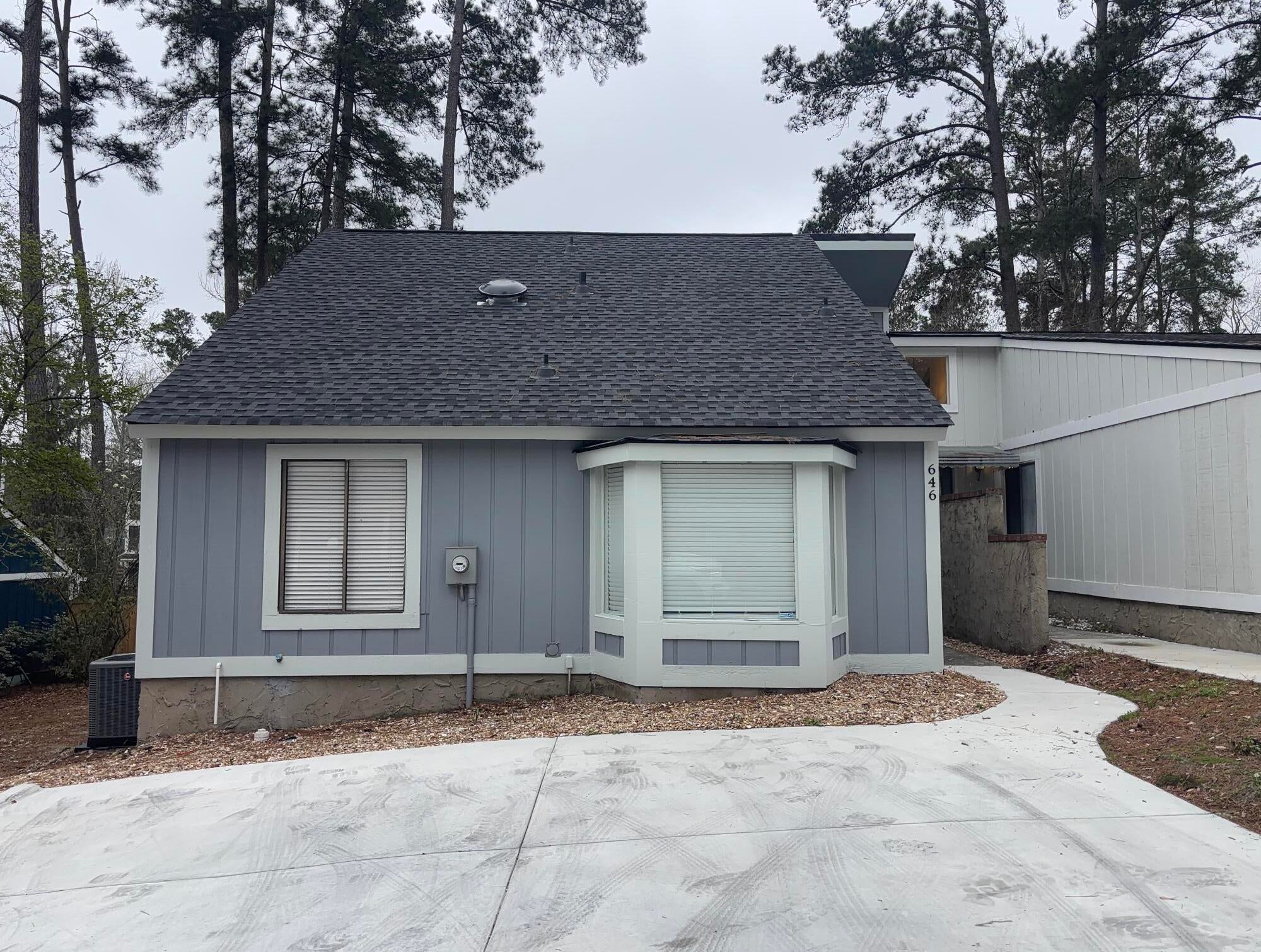 646 Center Court Drive — photo