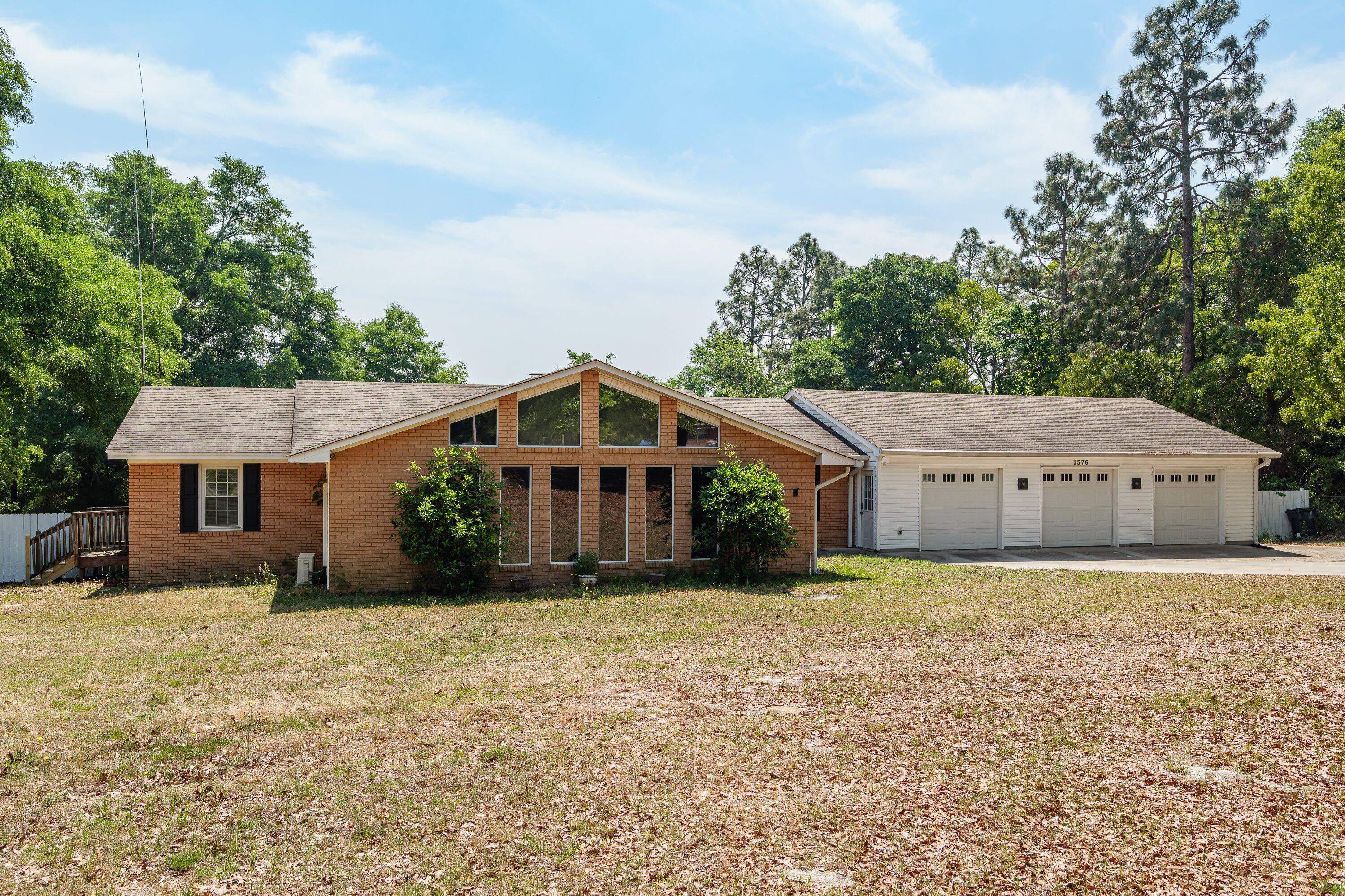 1576 Citation Road — photo