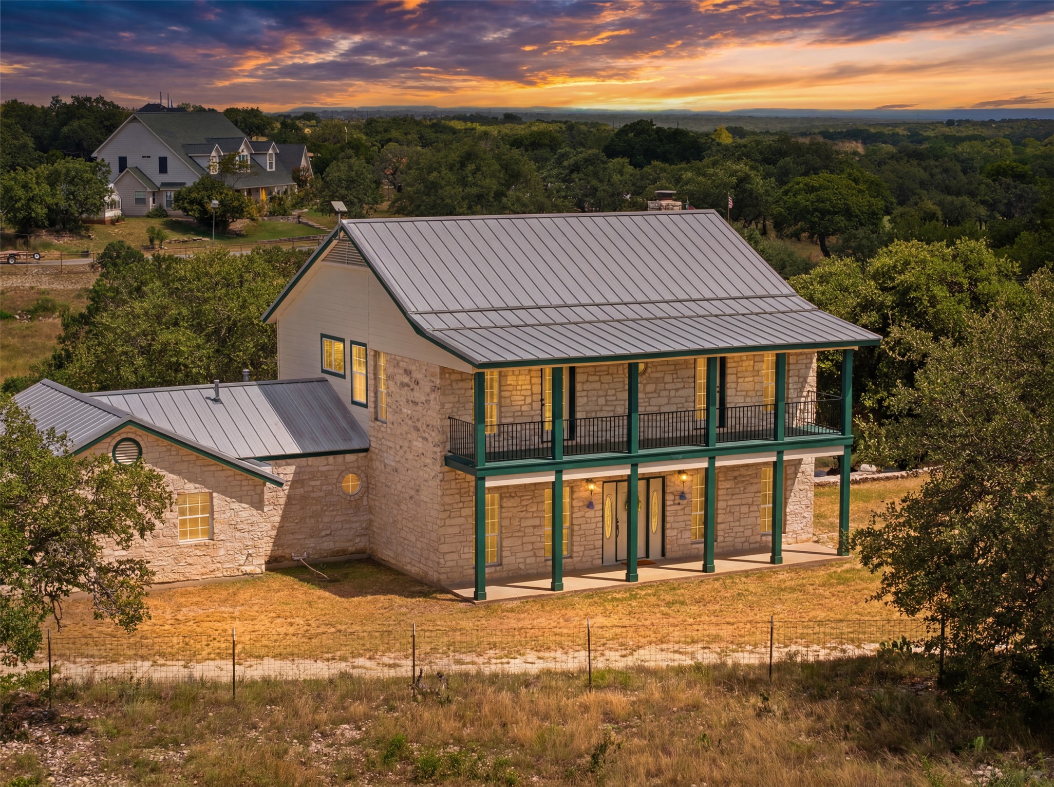 720 Spring Creek Road, Florence, TX 76527 — photo 2