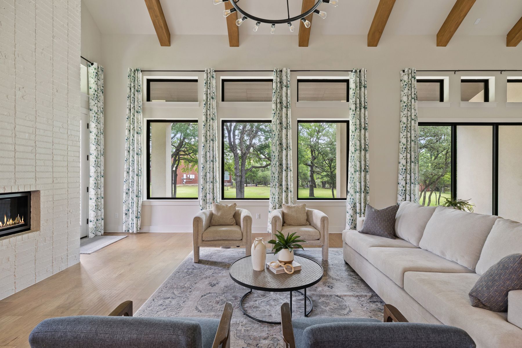 105 Ridge View Drive, Georgetown, TX 78628 — photo 2
