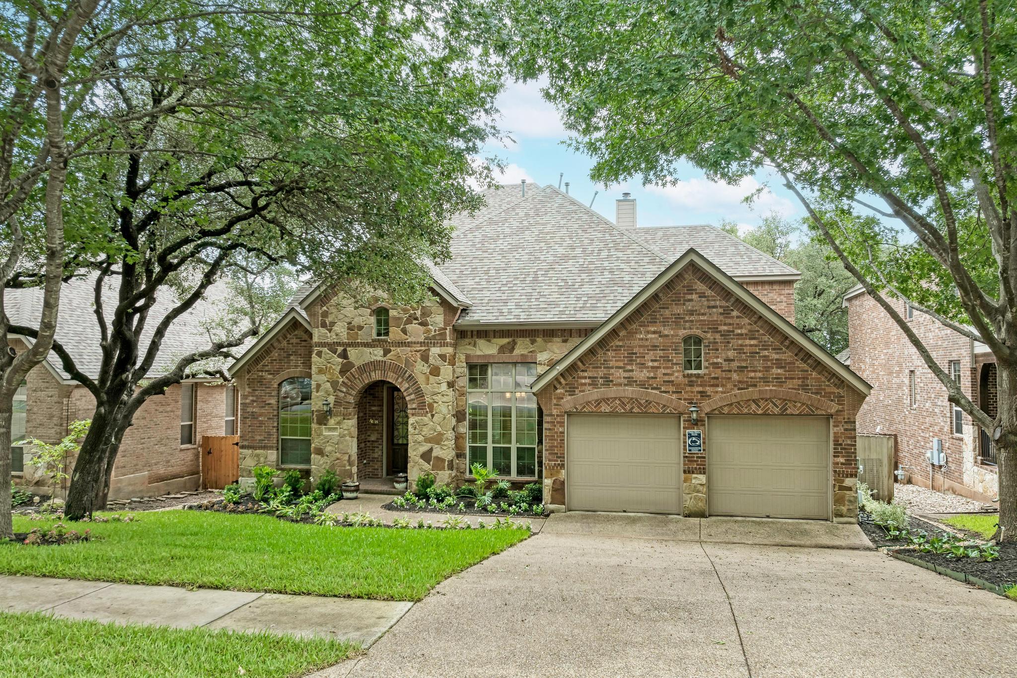 3527 Alexandrite Way — photo